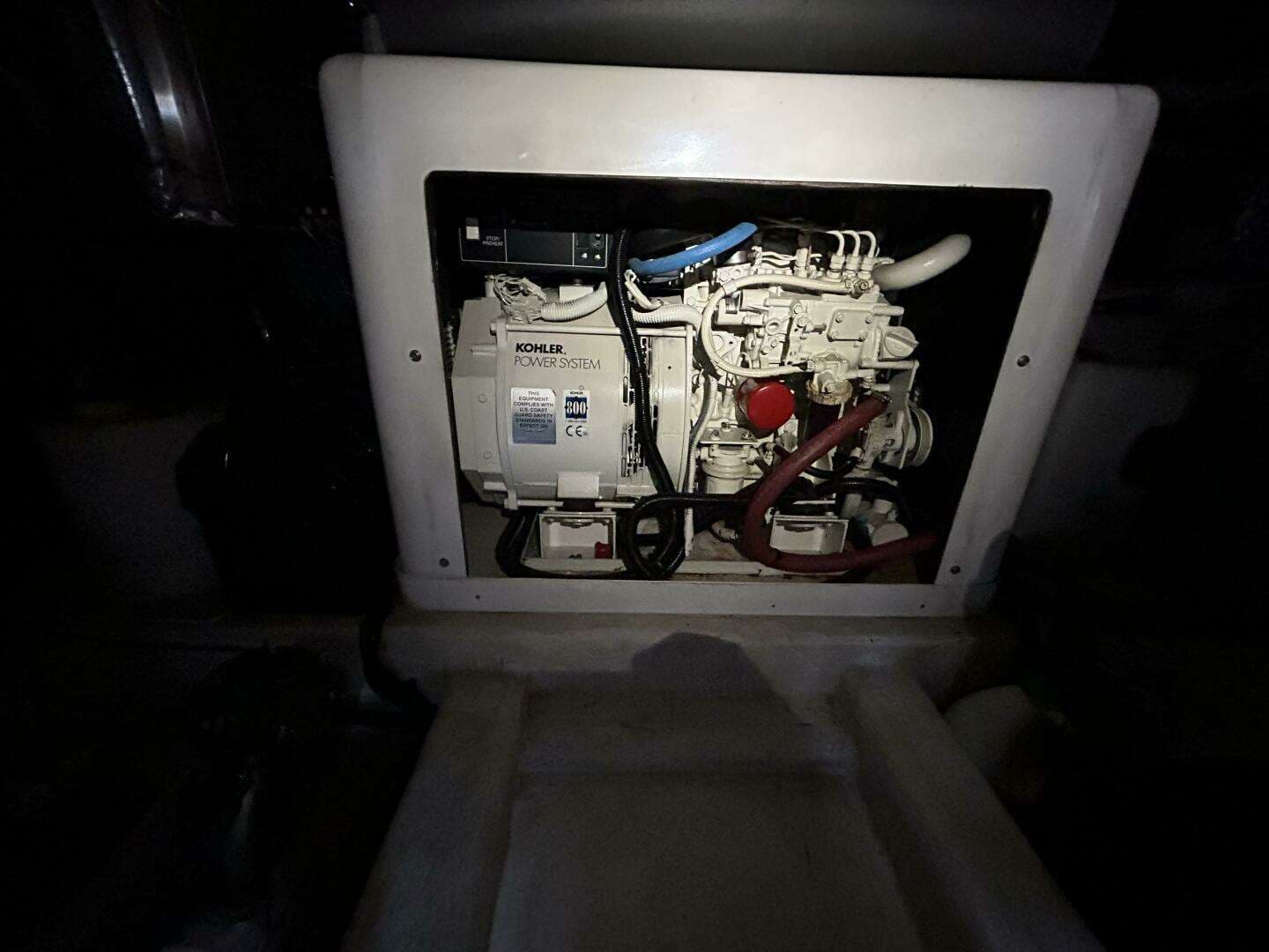 2000 Riviera 34 Convertible - Image 21