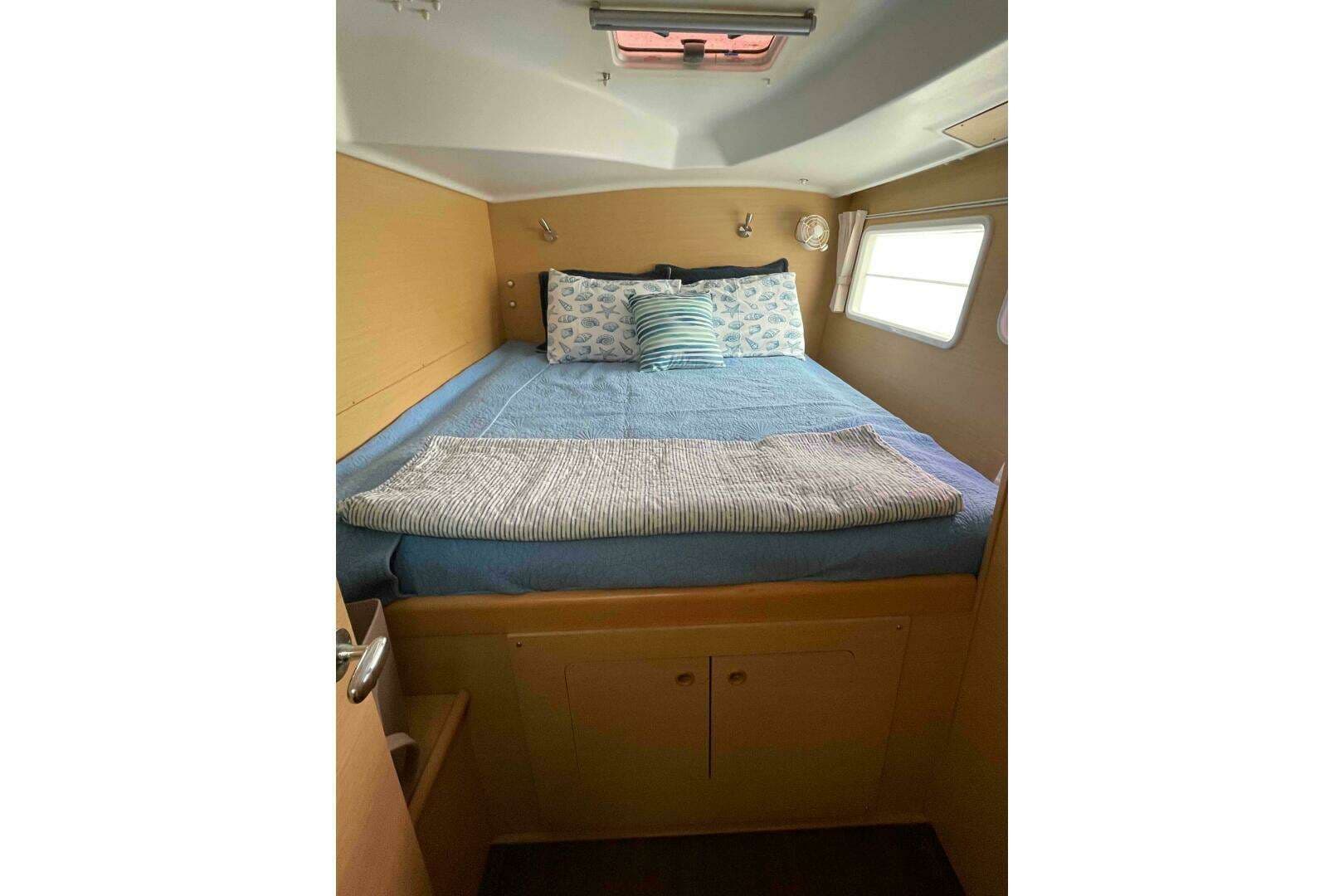 2012 Lagoon 380 S2 - Image 21