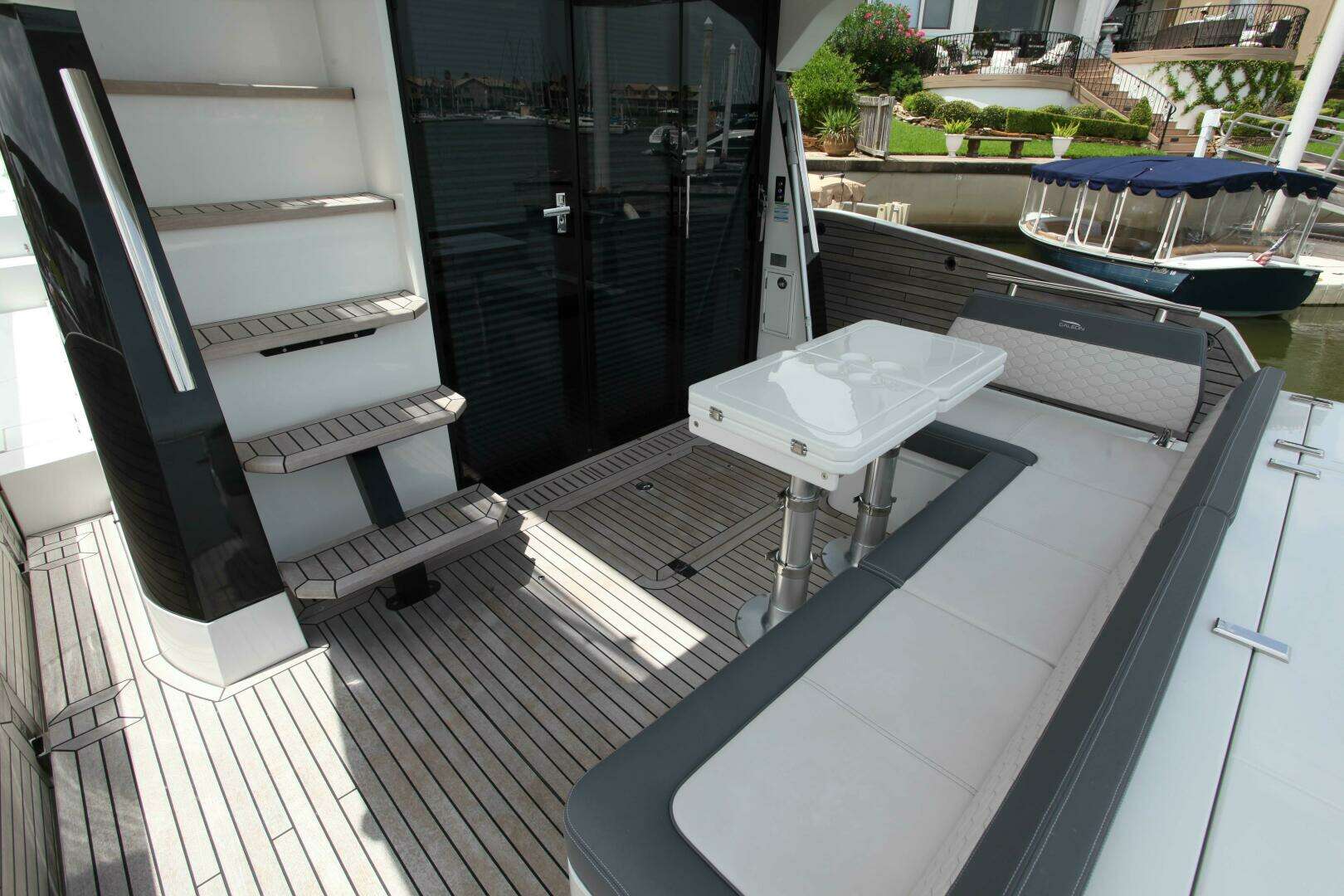2025 Galeon — - Image 41