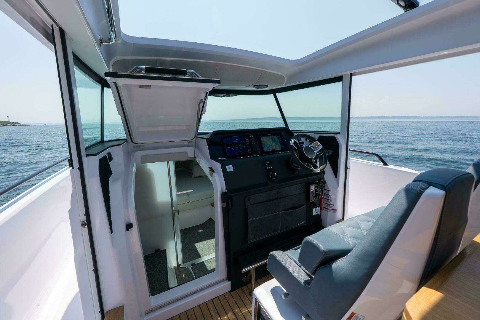2026 Axopar 37 U-Sofa - Image 51