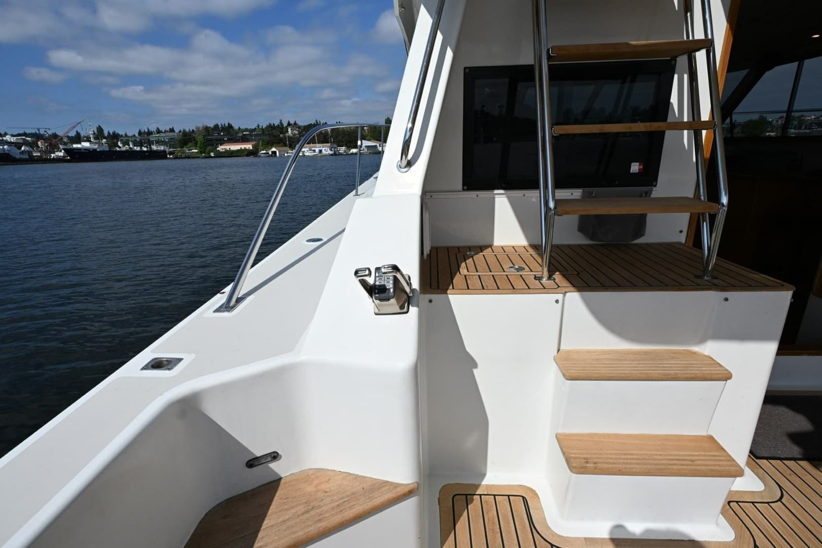 2002 Powercat 41.4 - Image 26