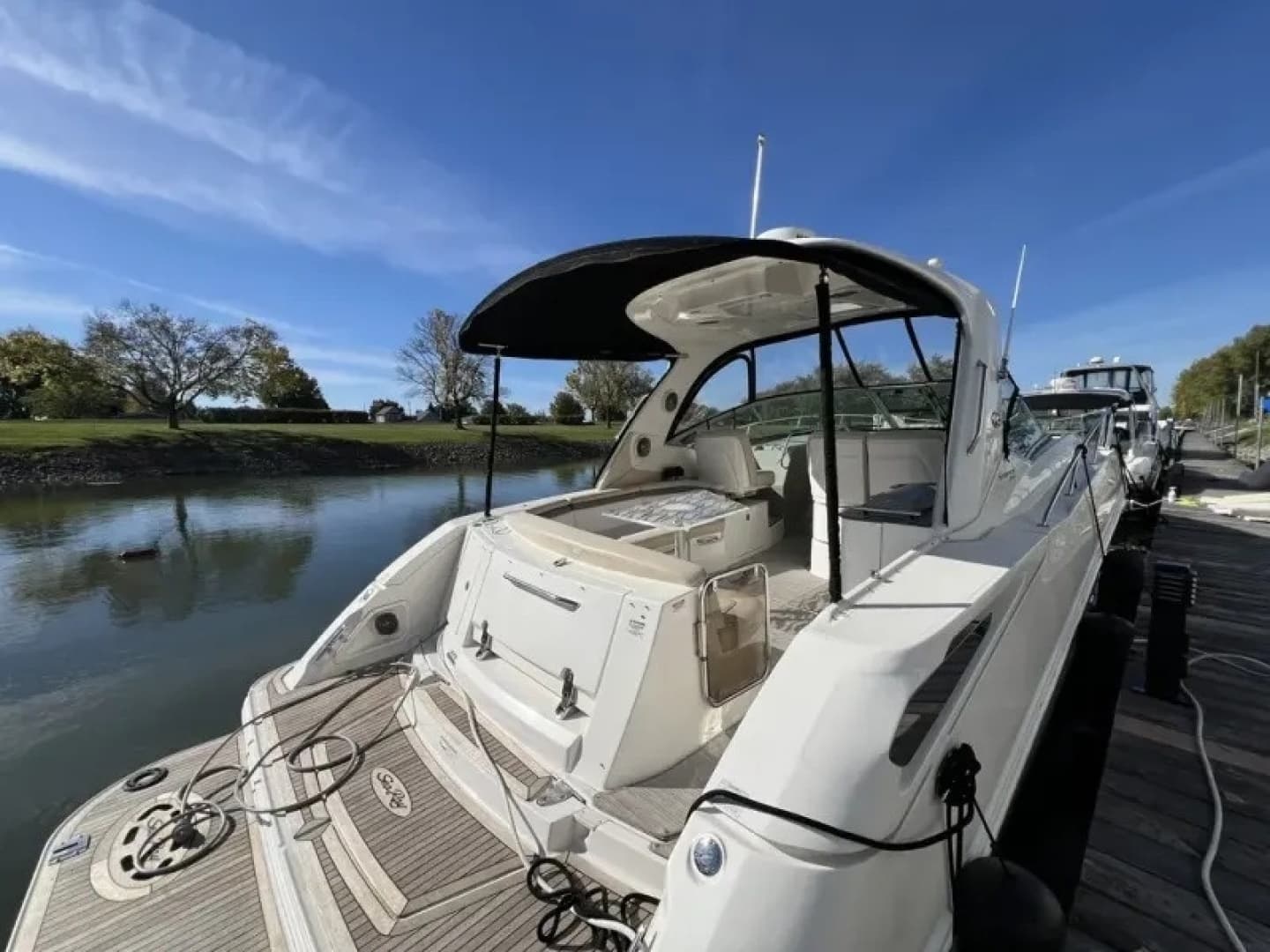2015 Four Winns 375 Vista - Image 3