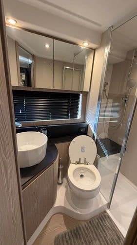 2023 Azimut Atlantis 45 - Image 40