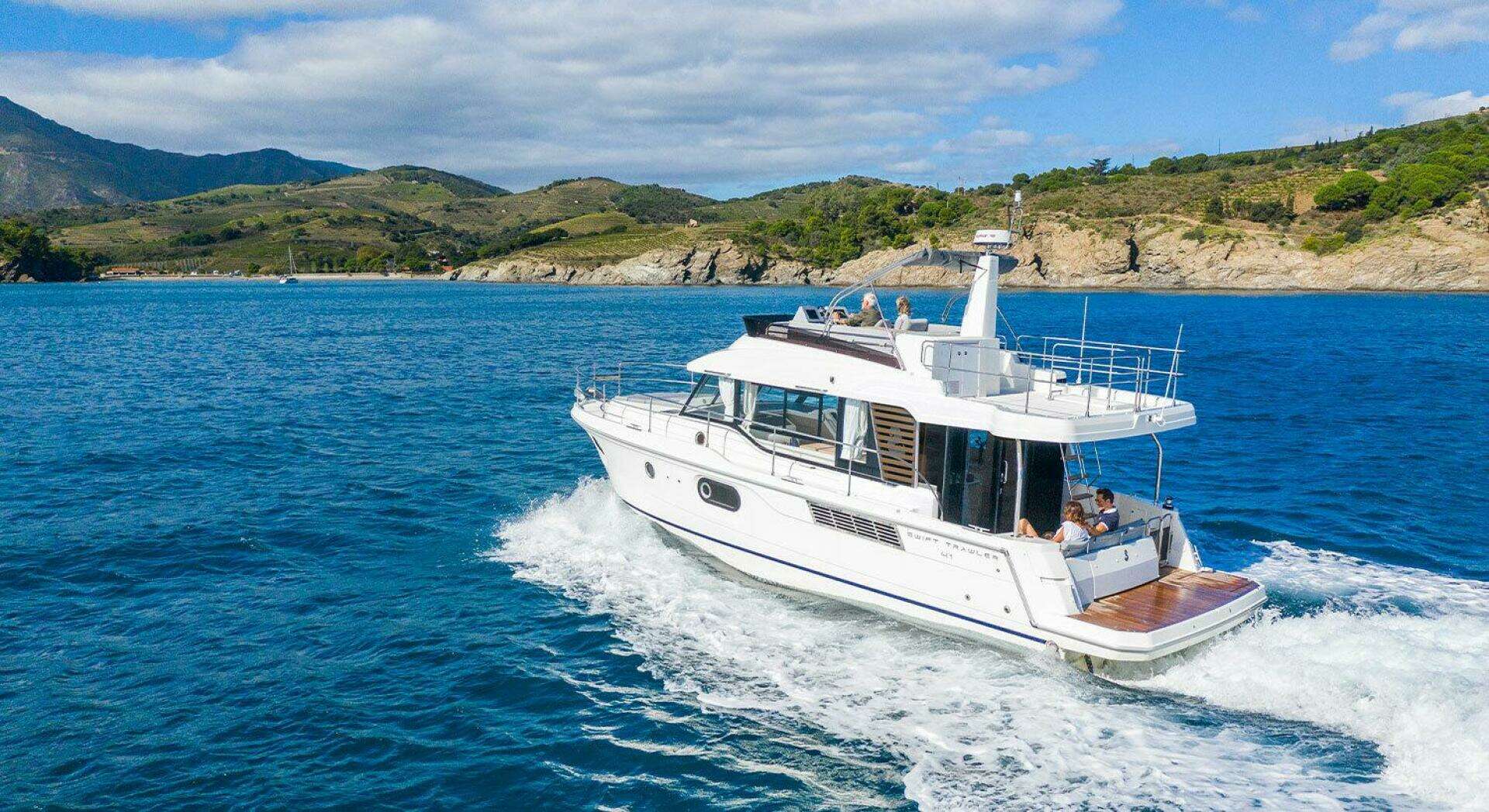 2026 Beneteau Swift Trawler Fly - Image 3