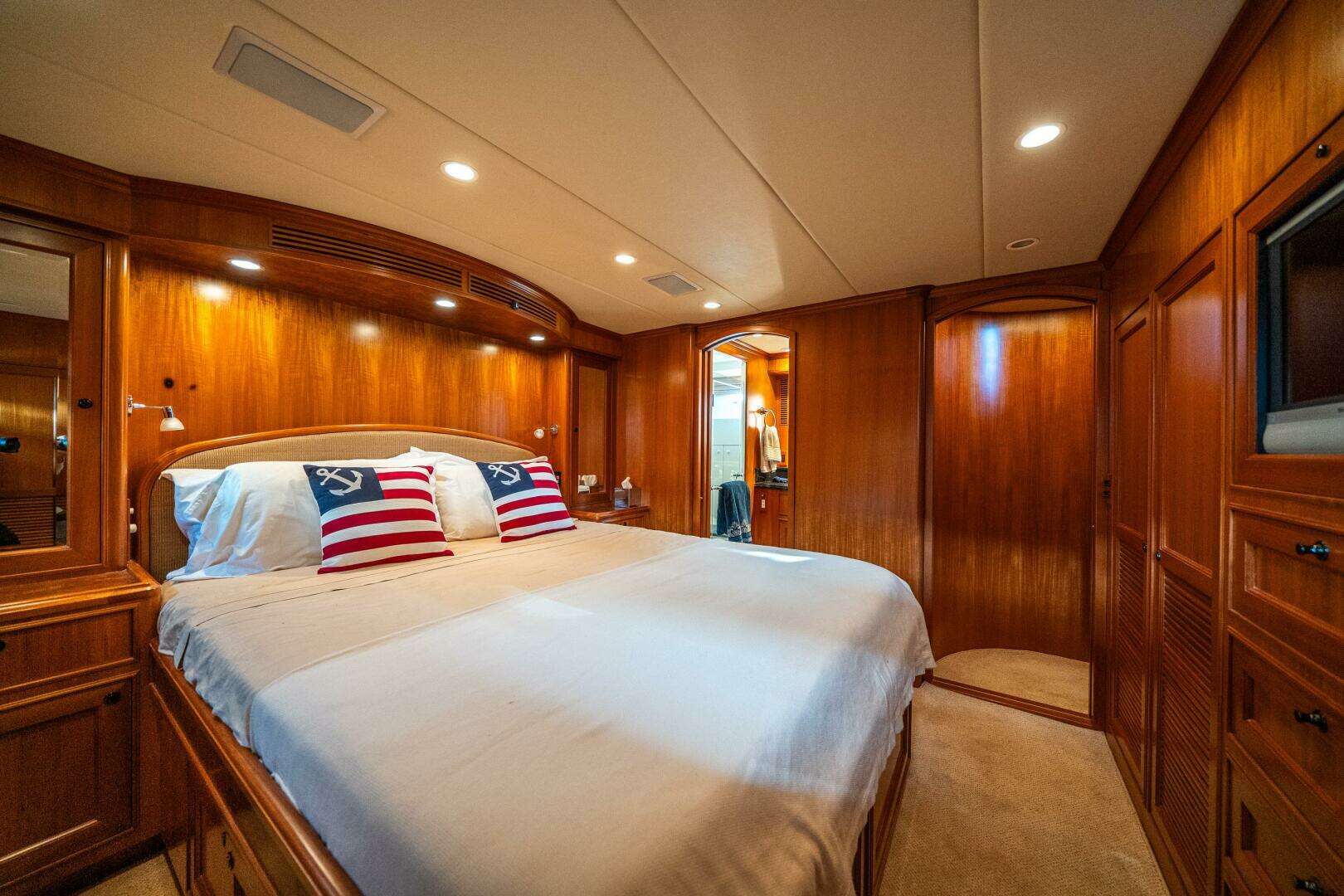 2006 Offshore Yachts 72 Pilothouse - Image 41