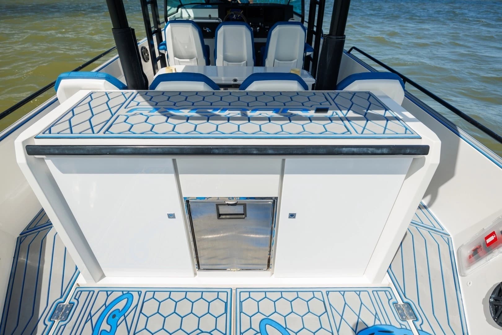 2019 Axopar 37 Sun Top - Image 29