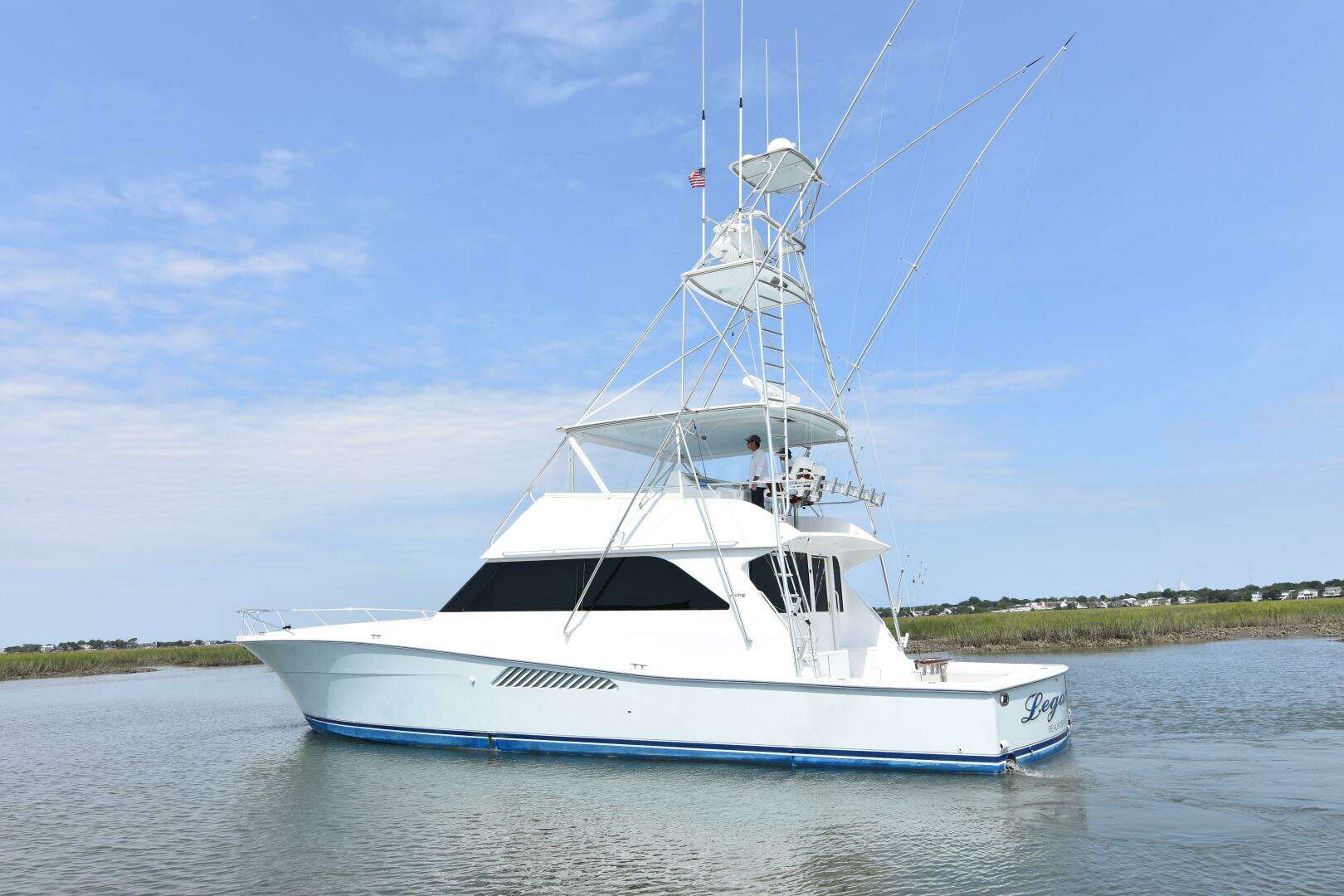 1999 Viking 58 Convertible - Image 5