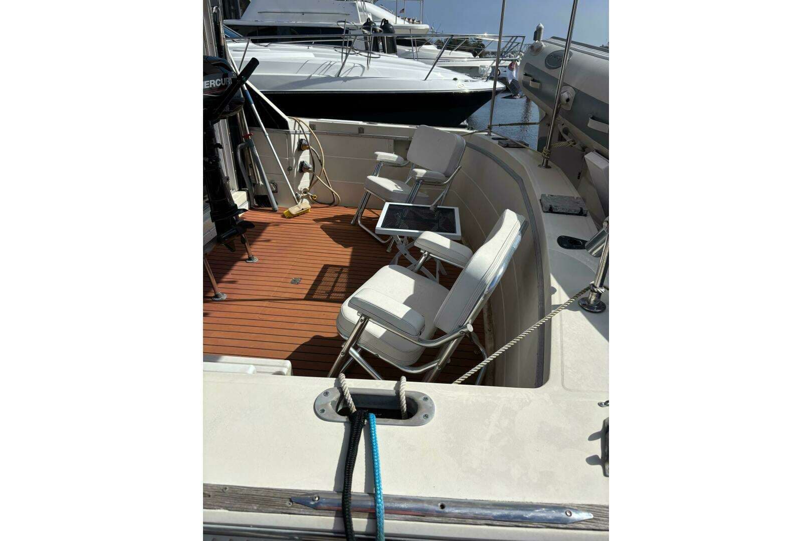 1969 Chris-Craft 35 Commander - Image 14