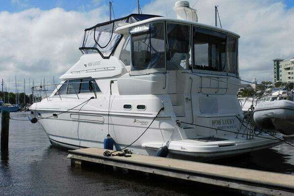 2003 Cruisers Yachts 3750 Motoryacht - Image 1