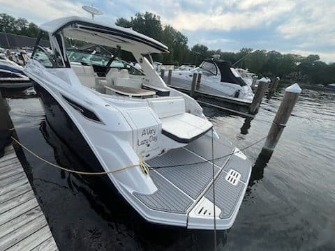 2020 Sea Ray Sundancer 320 - 22