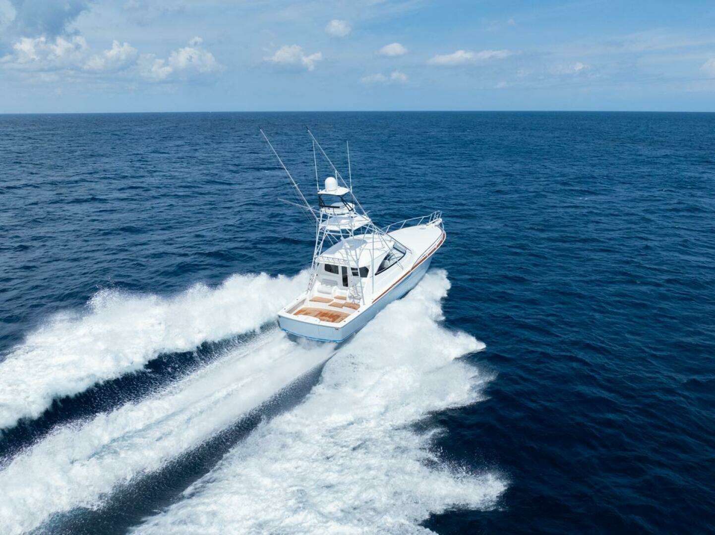 2025 Viking 54 Sport Tower - Image 4