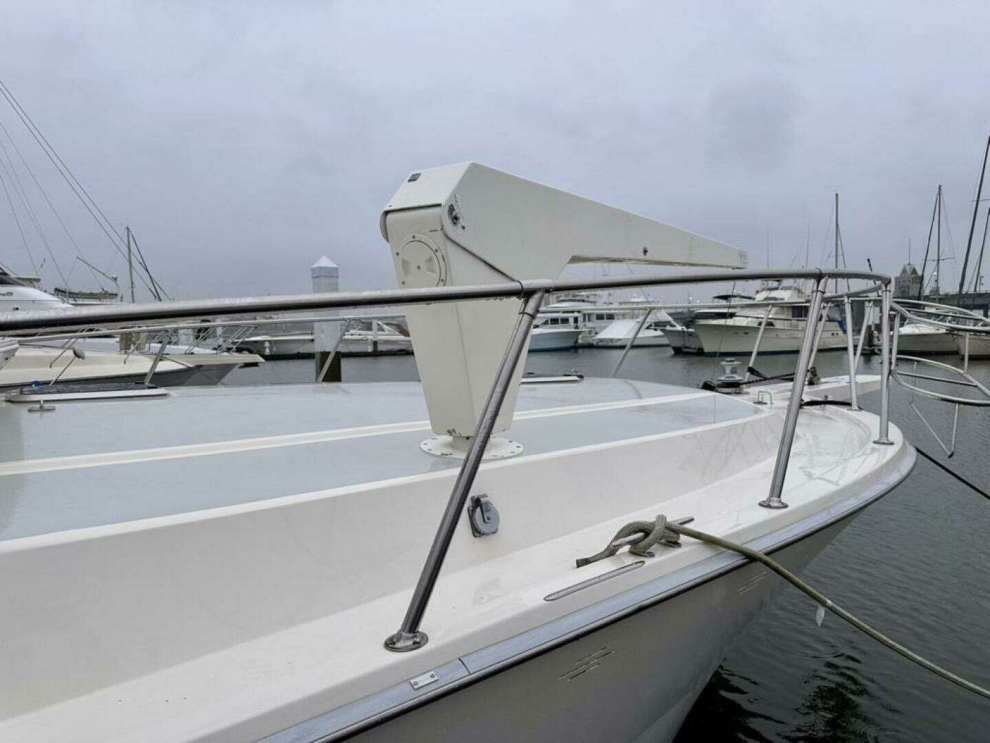 1989 Viking 44 Motor Yacht - Image 3