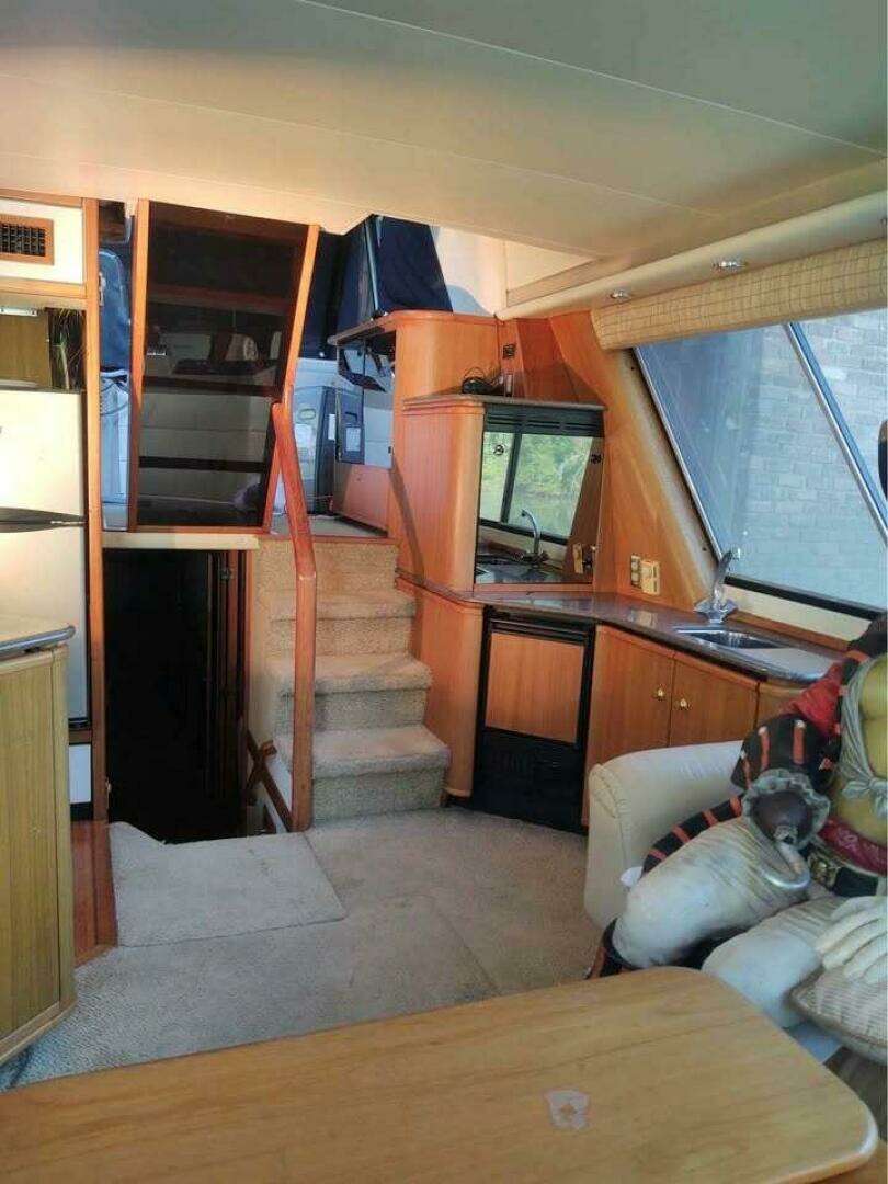 2000 Bayliner 4788 - Image 14