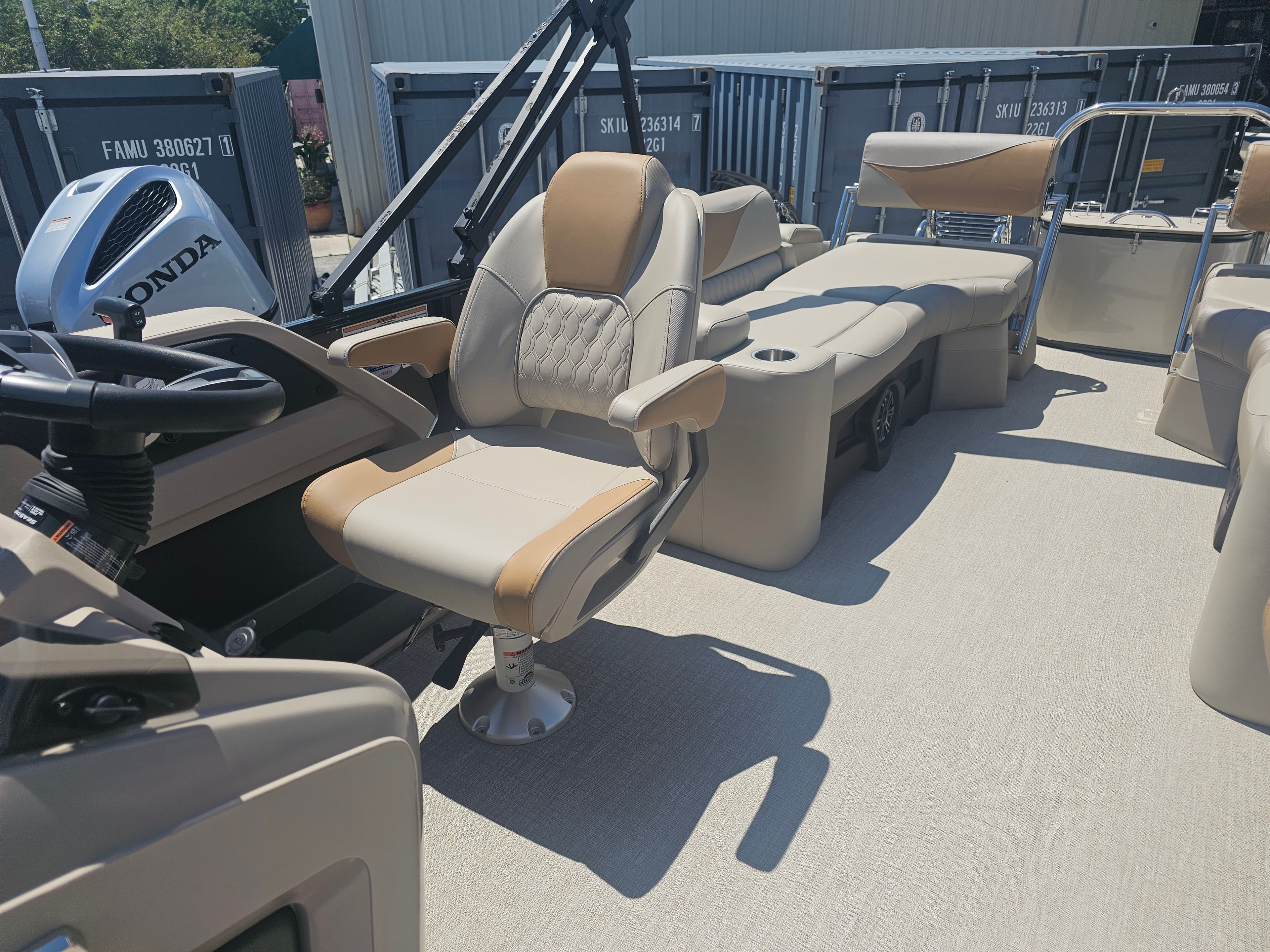 2026 Avalon LSZ 2385 QUAD LOUNGER TRITOON - 34