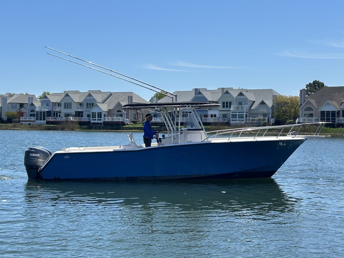 1999 Grady-White 306 Bimini - Image 2