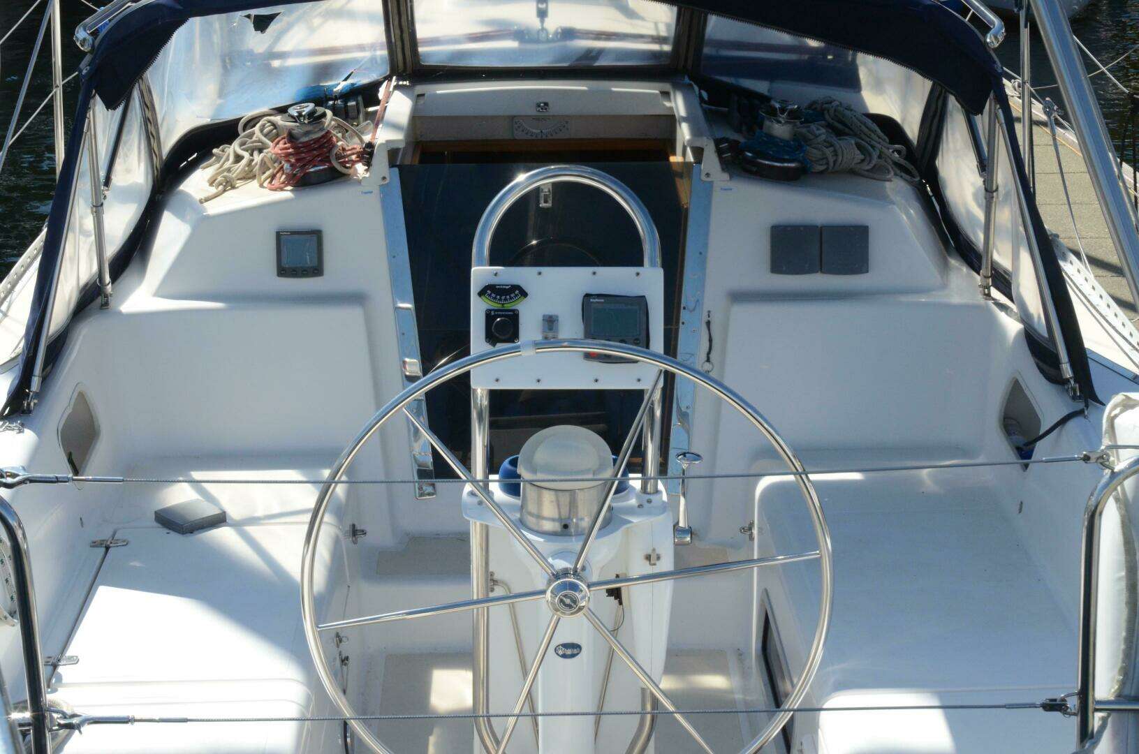 2002 Saga 35 - Image 13