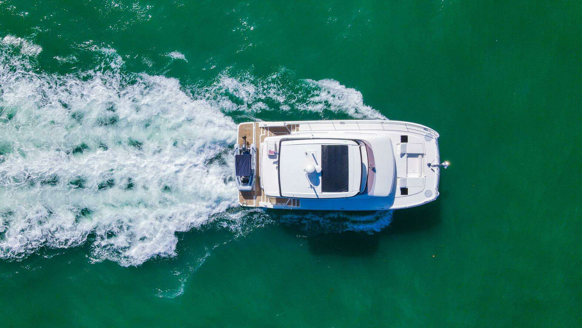 2022 Fountaine Pajot MY6 - Image 21
