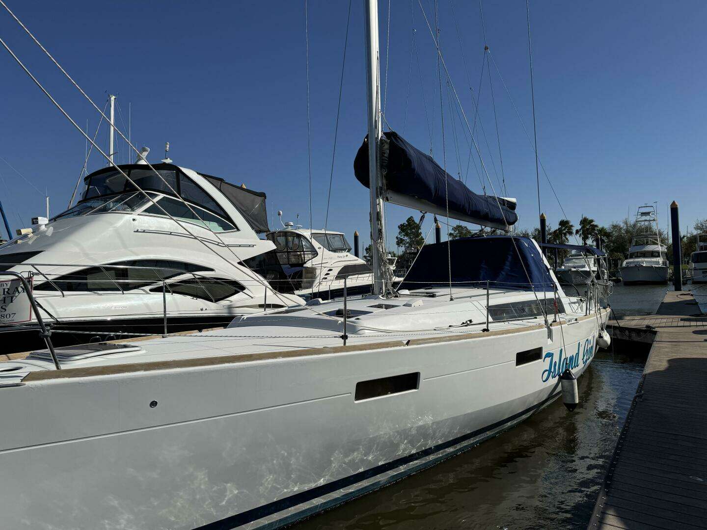 2015 Beneteau Oceanis 45 - Image 6