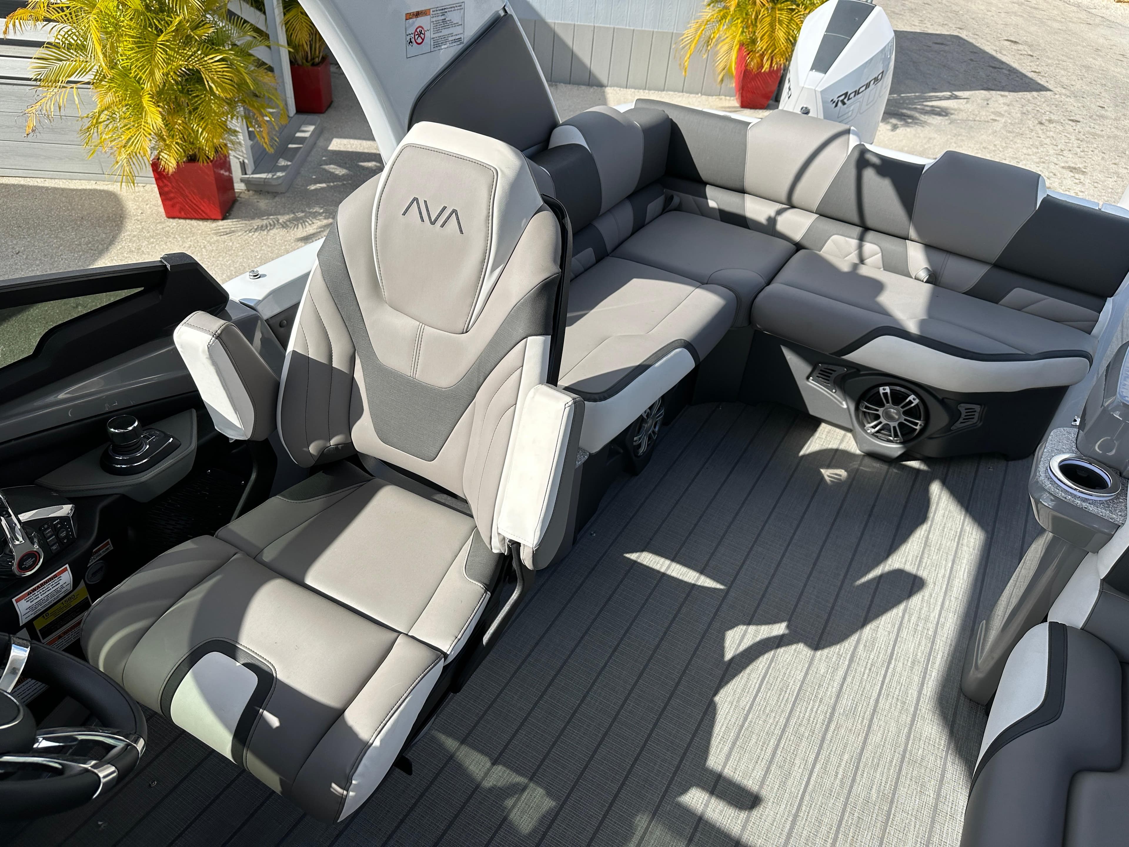 Luxurious interior of Avalon 2785 Excalibur Carbon Series 2026 boat.