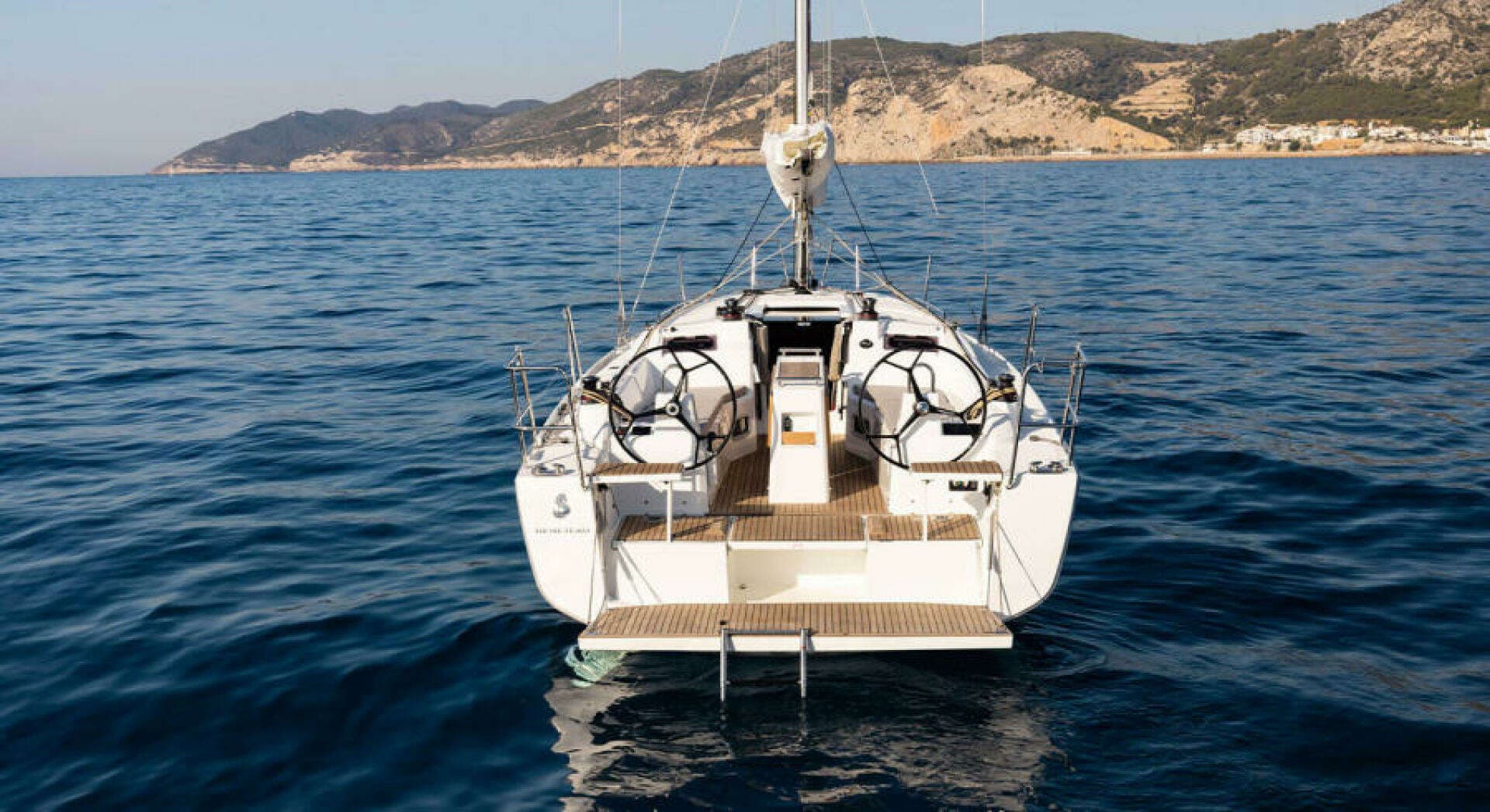 2026 Beneteau Oceanis 34.1 SWING KEEL - Image 23