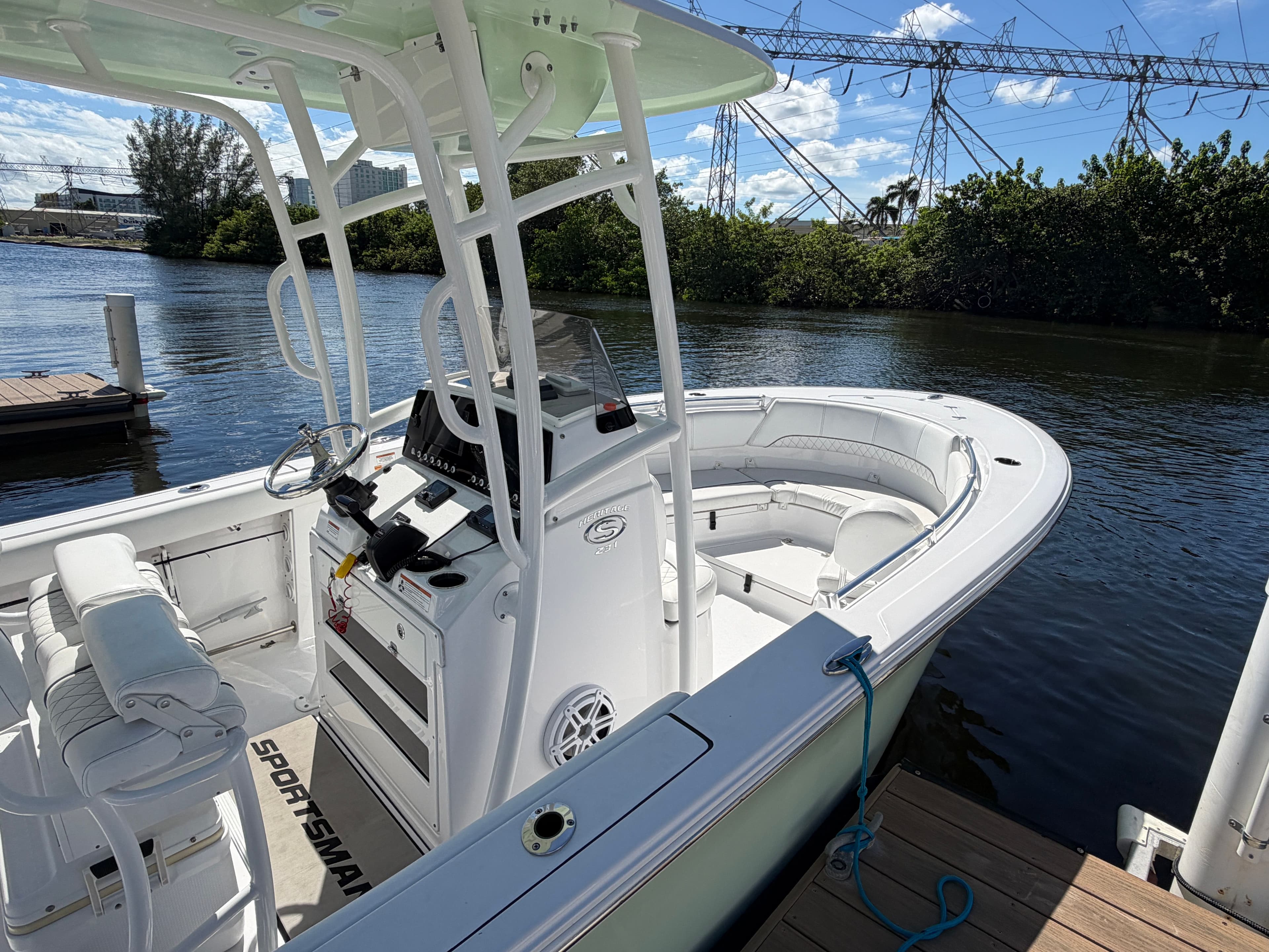 2021 Sportsman Heritage 231 Center Console - 11
