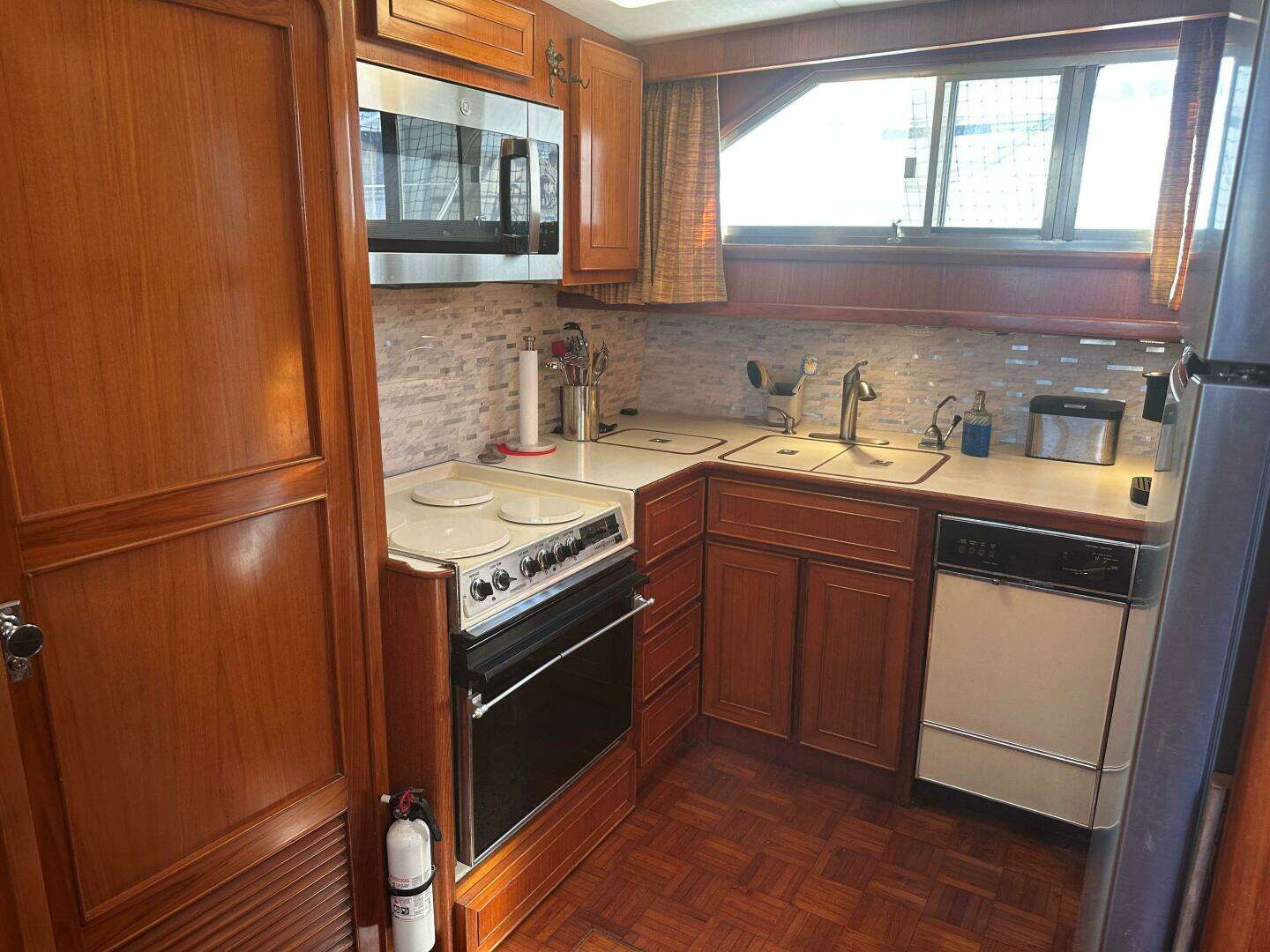 1989 Jefferson Marquessa 52 - Image 26