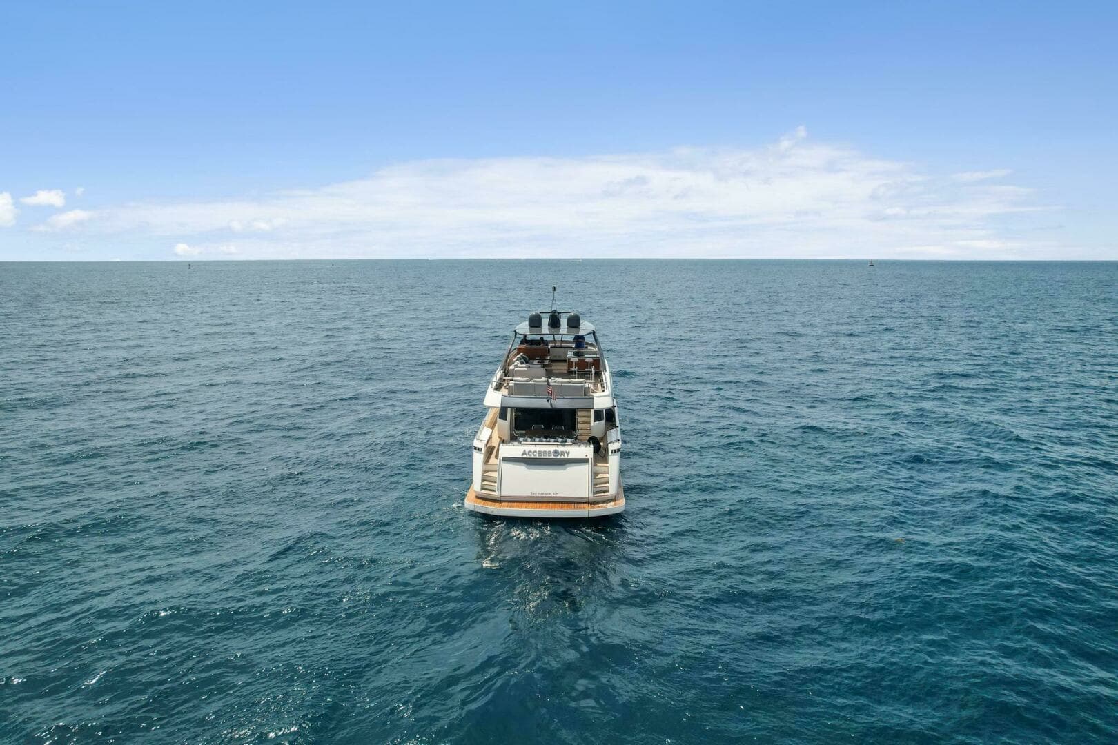2021 Ferretti Yachts 850 - Image 4