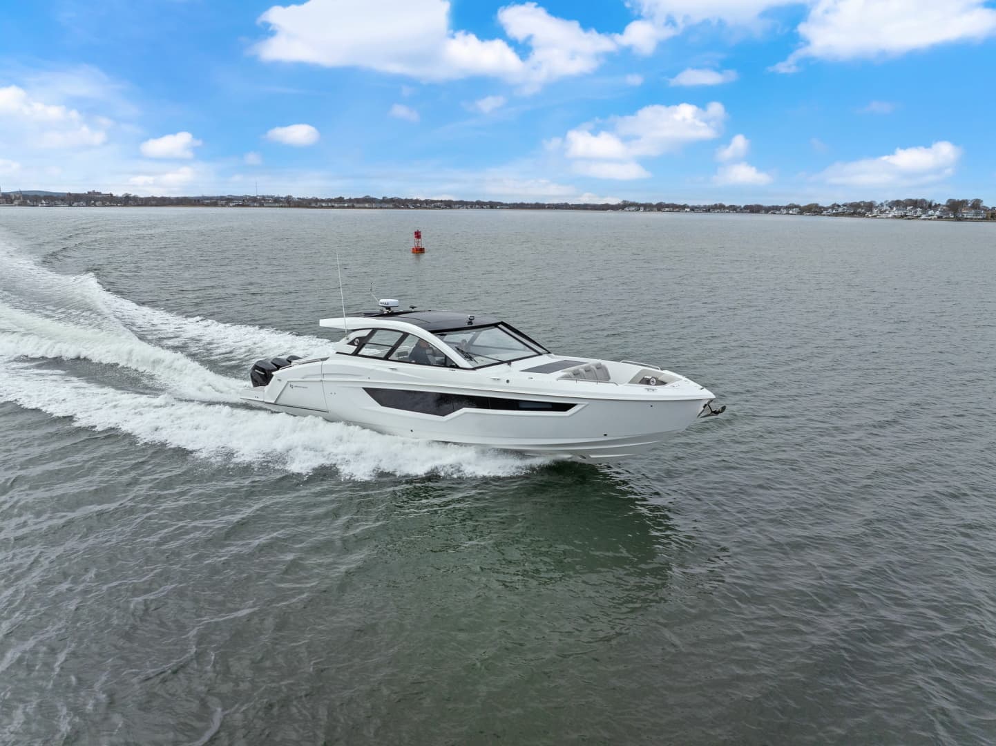 2026 Cruisers Yachts 50GLS OB - Image 59