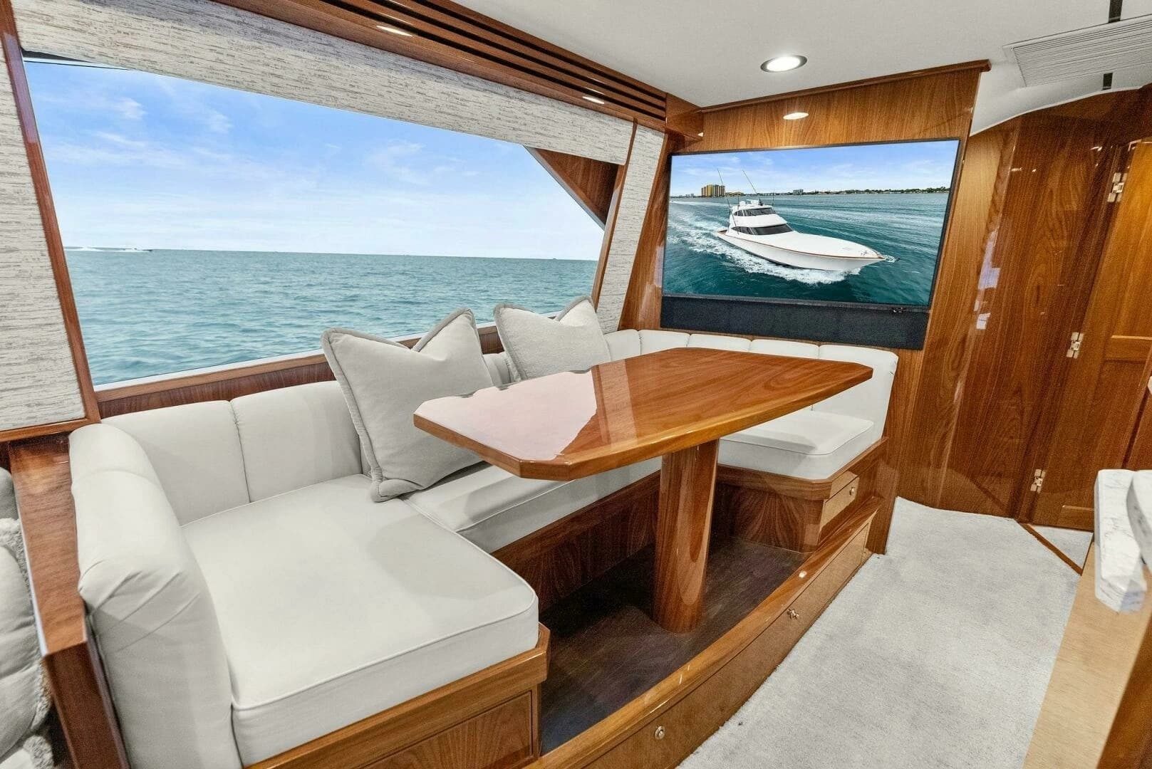 2022 Viking 68 Enclosed Bridge - Image 17