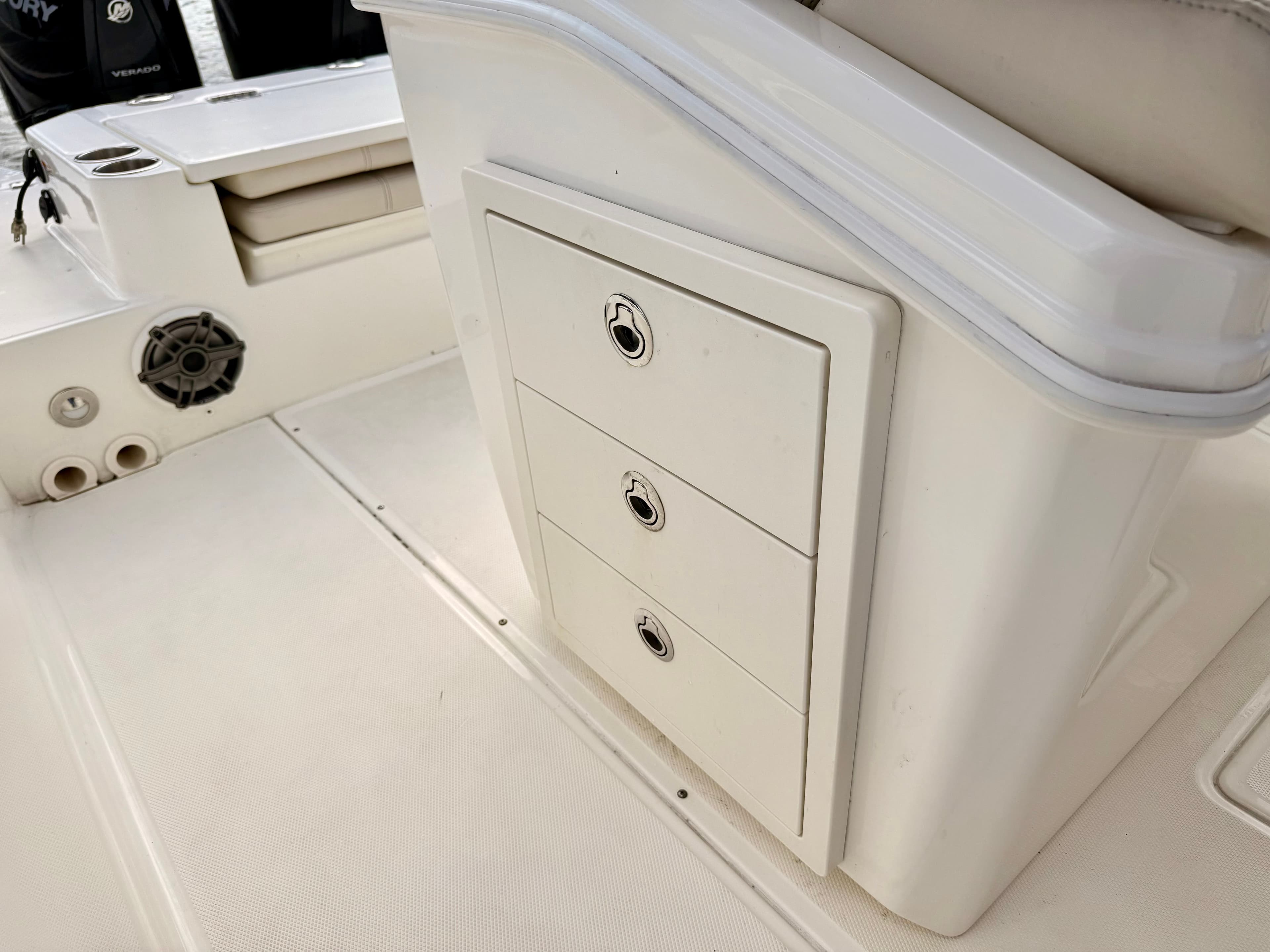 2024 Boston Whaler 280 Dauntless - 38