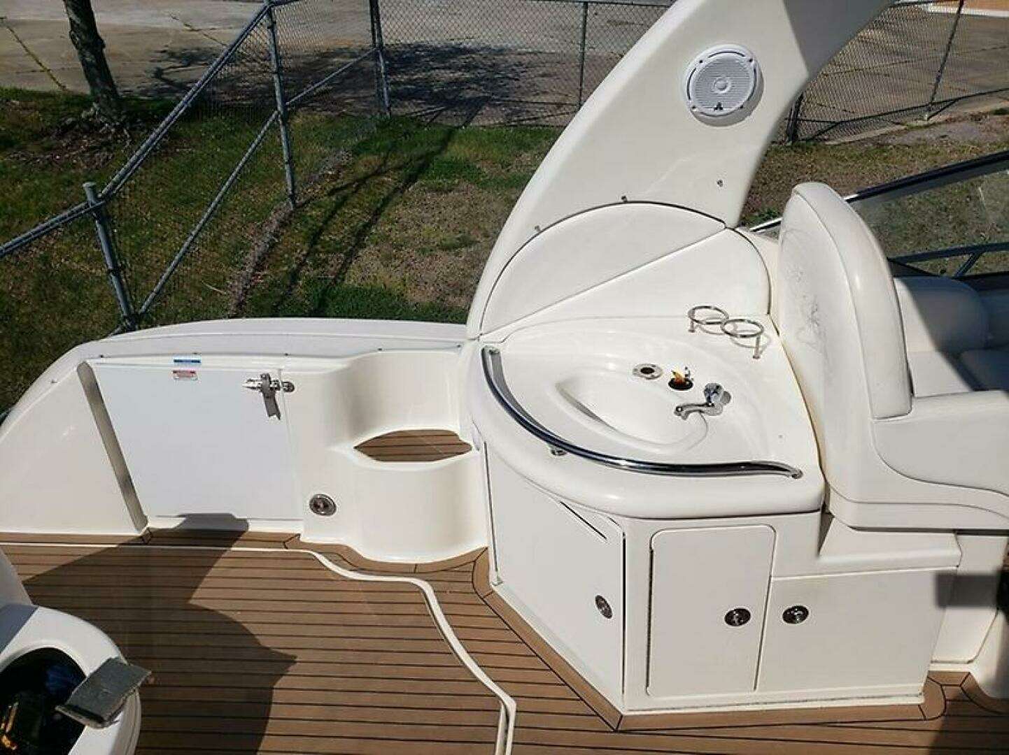 2007 Sea Ray 340 Sundancer - Image 14