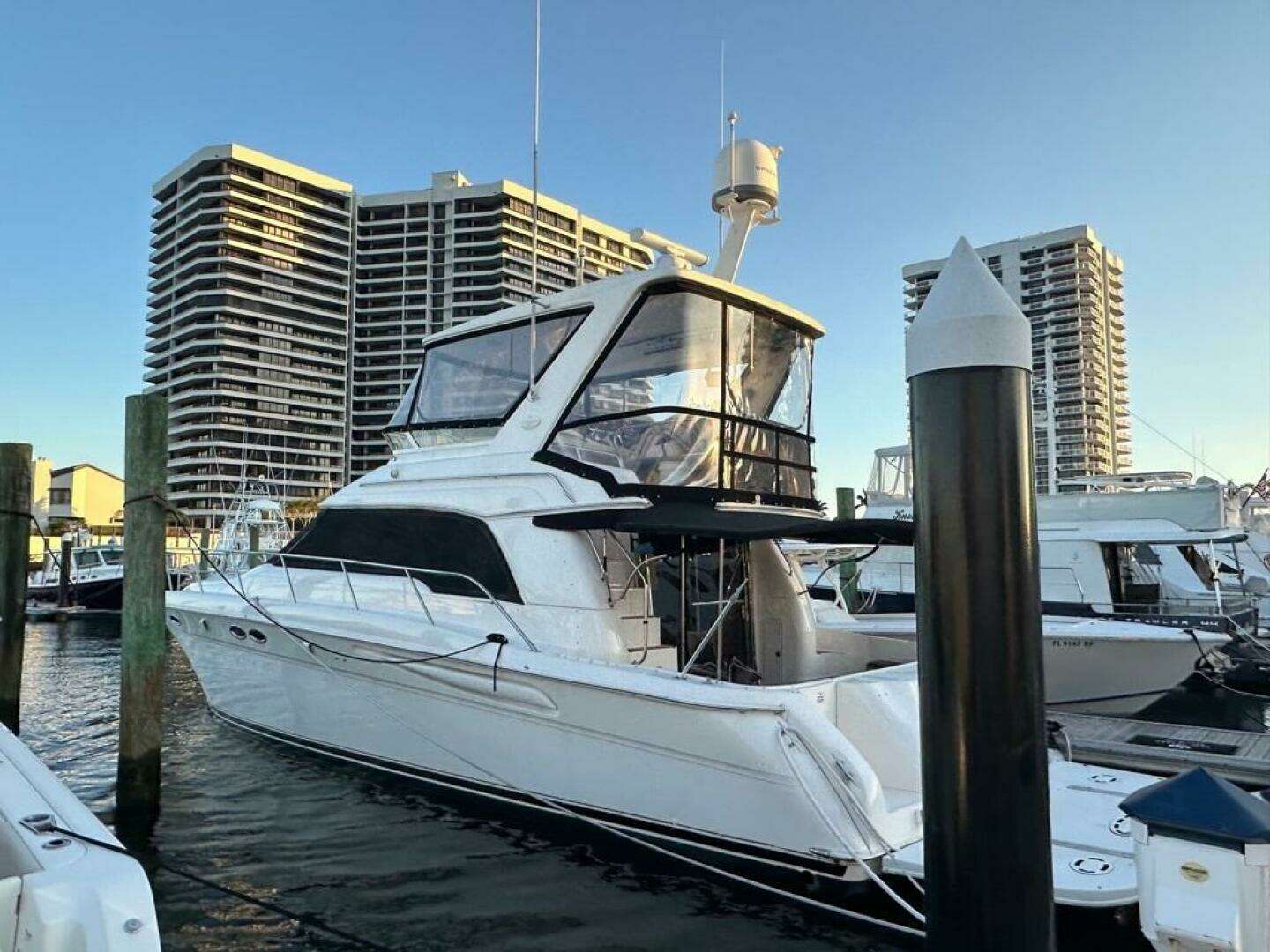 1998 Sea Ray — - Image 3