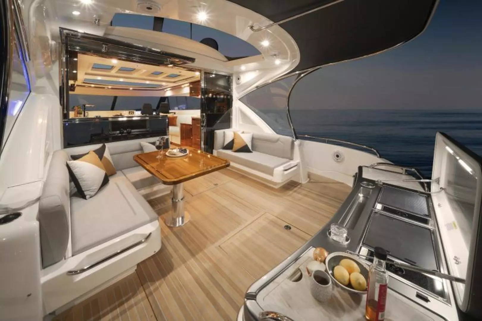 2026 Riviera 6000 Sport Yacht Platinum Edition - Image 3