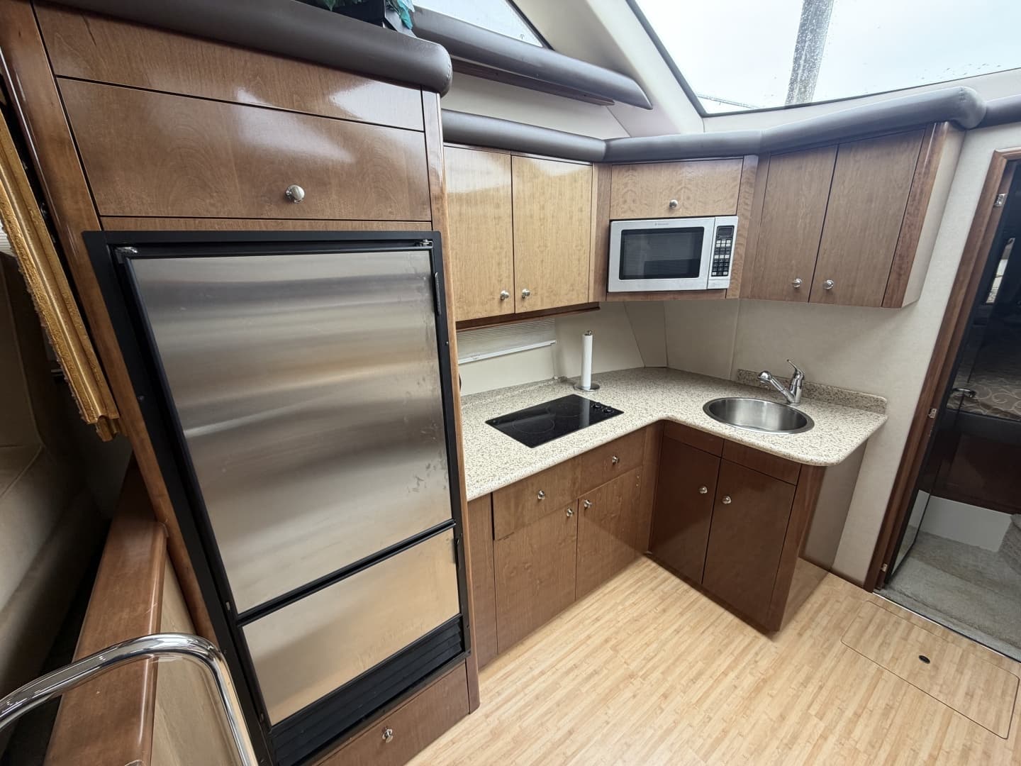 2008 Carver 47MY - Image 22