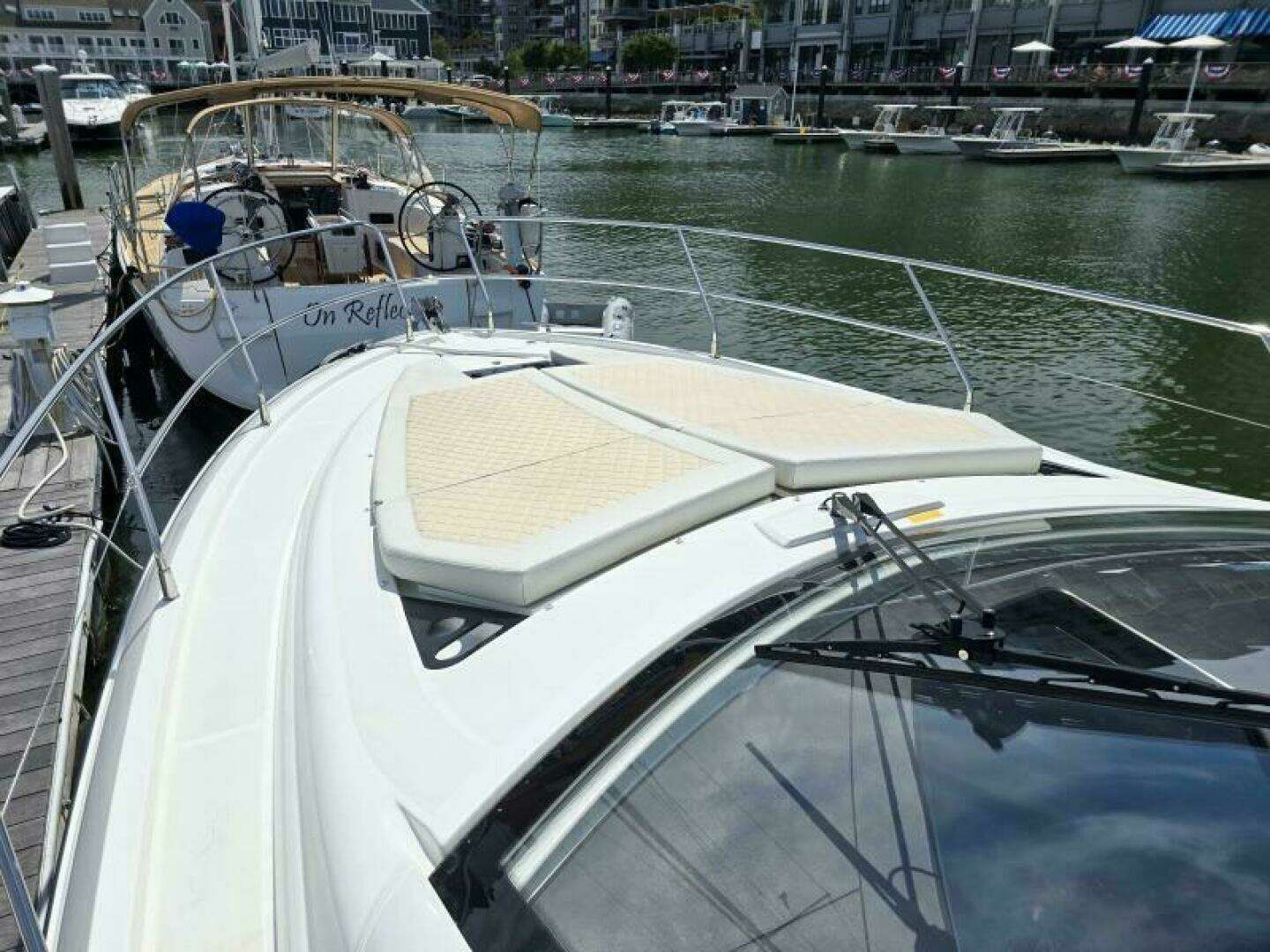 2019 Beneteau Gran Turismo 40 - Image 4