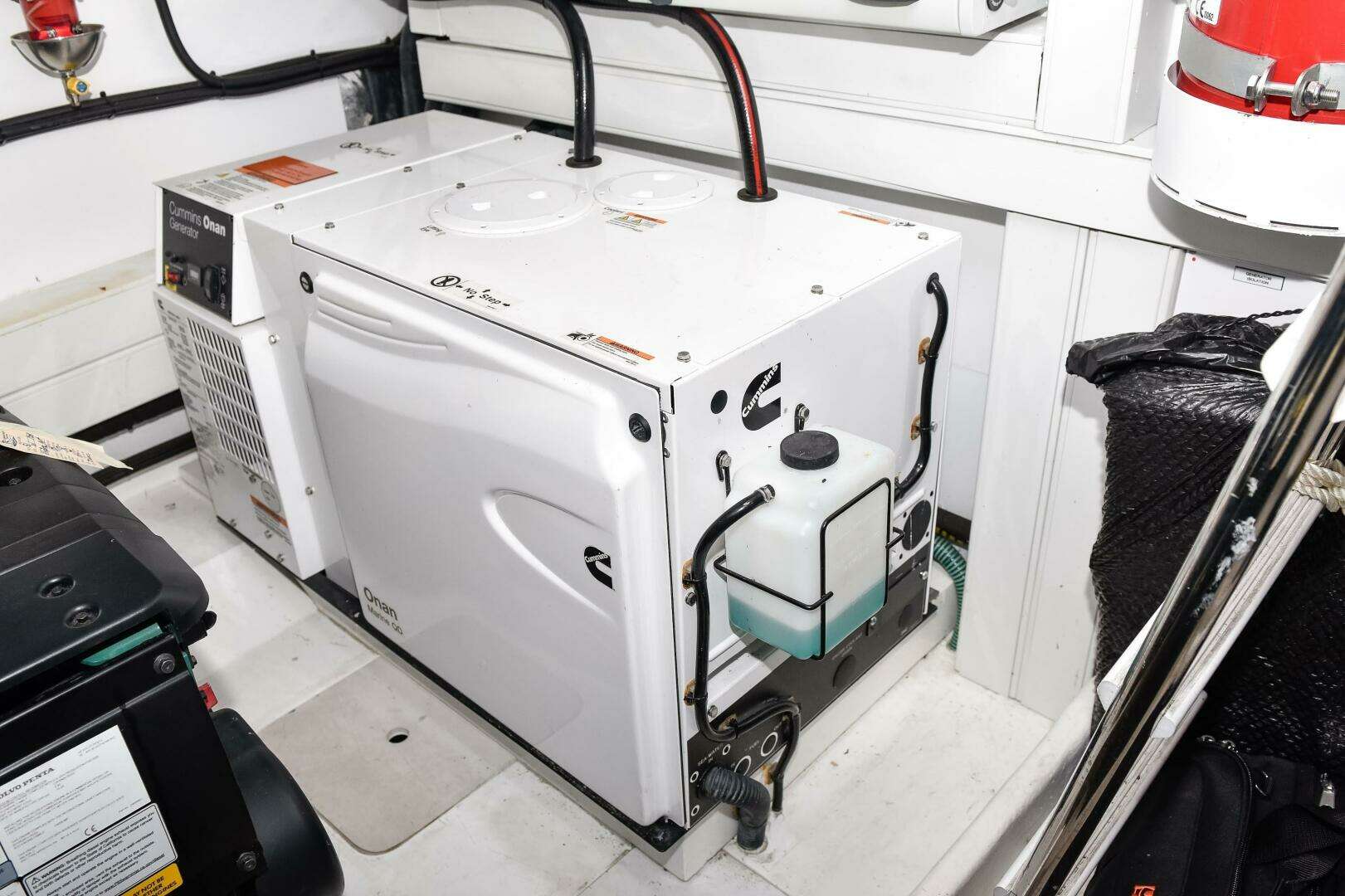 2022 Princess V50 - Image 32