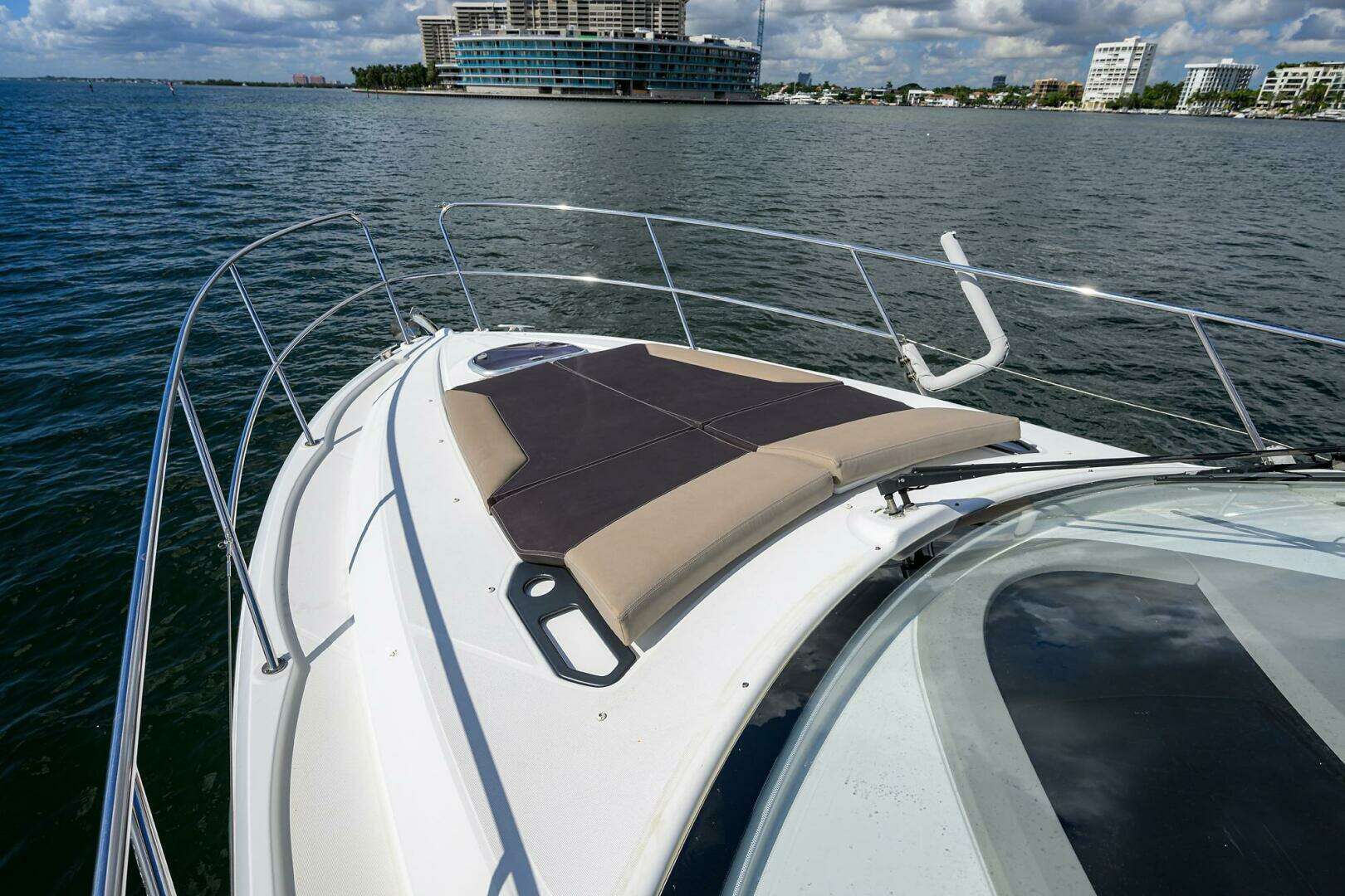 2015 Beneteau 38 GT - Image 42