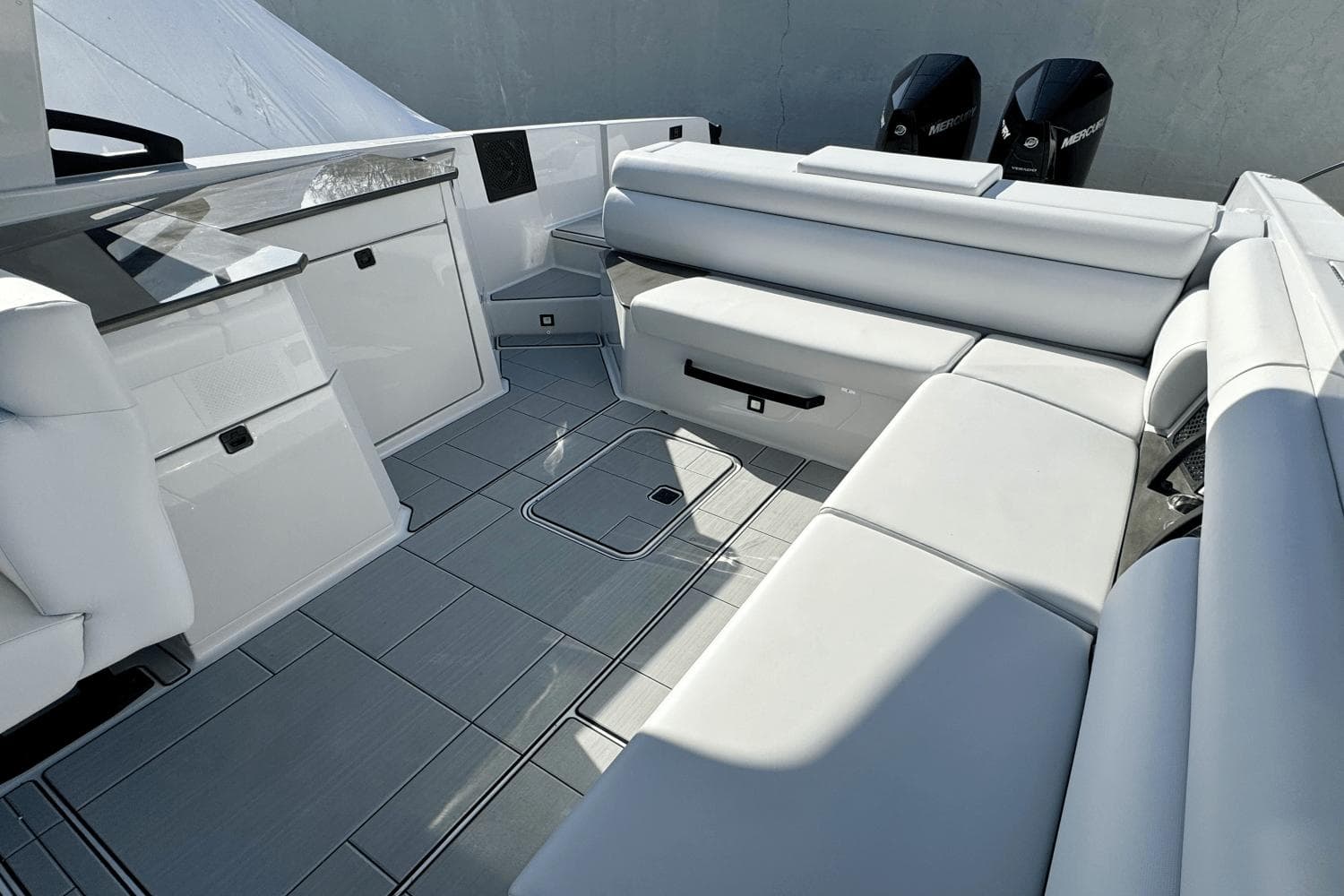2024 Aviara AV32 OB - 7