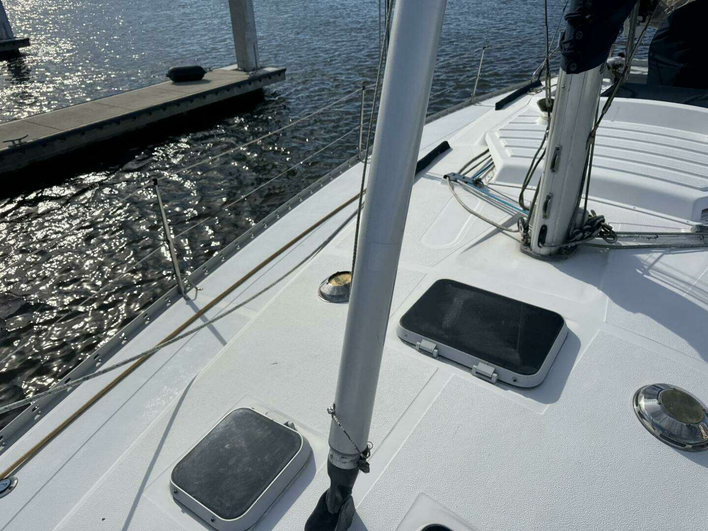 1989 Hunter 40 Hunter Legend - Image 37