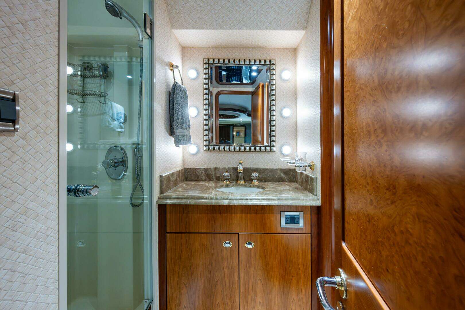 2006 Westport W112 - Image 18