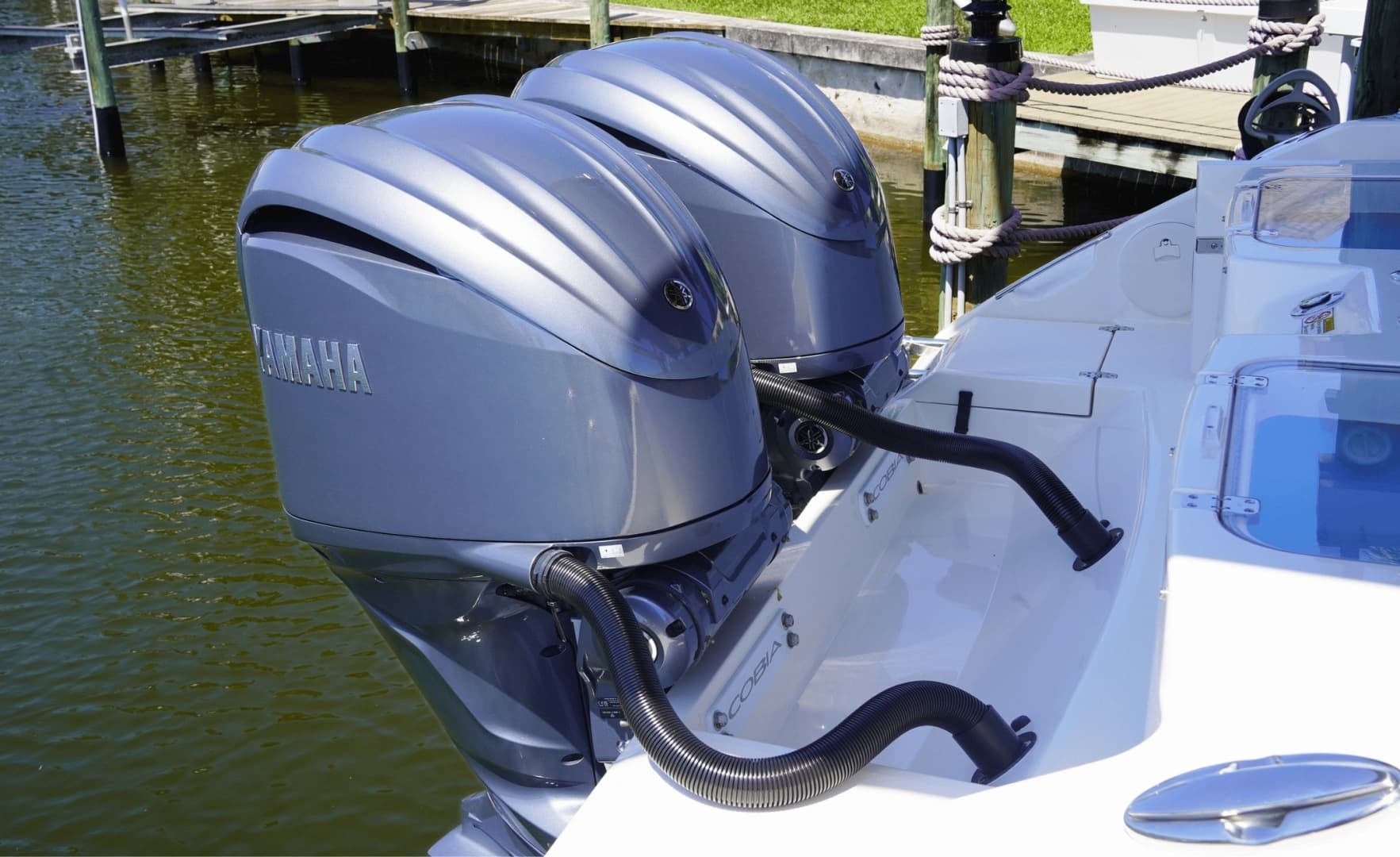 2023 Cobia 320CC - Image 6