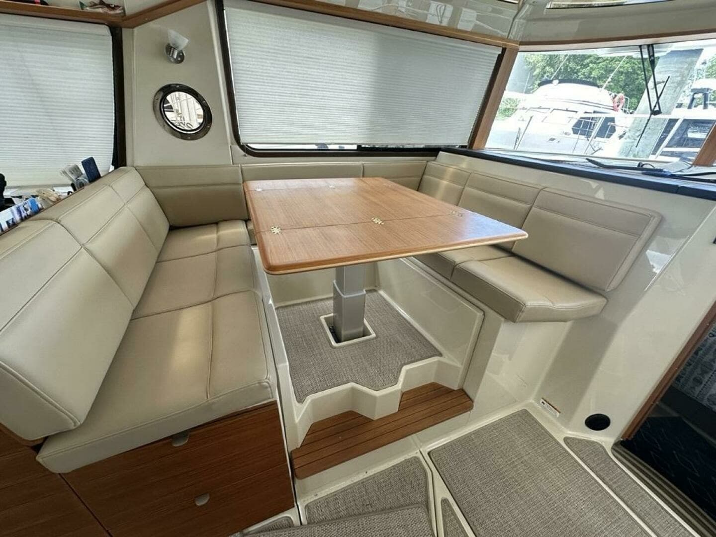2020 Ranger Tugs R41CB - Image 28