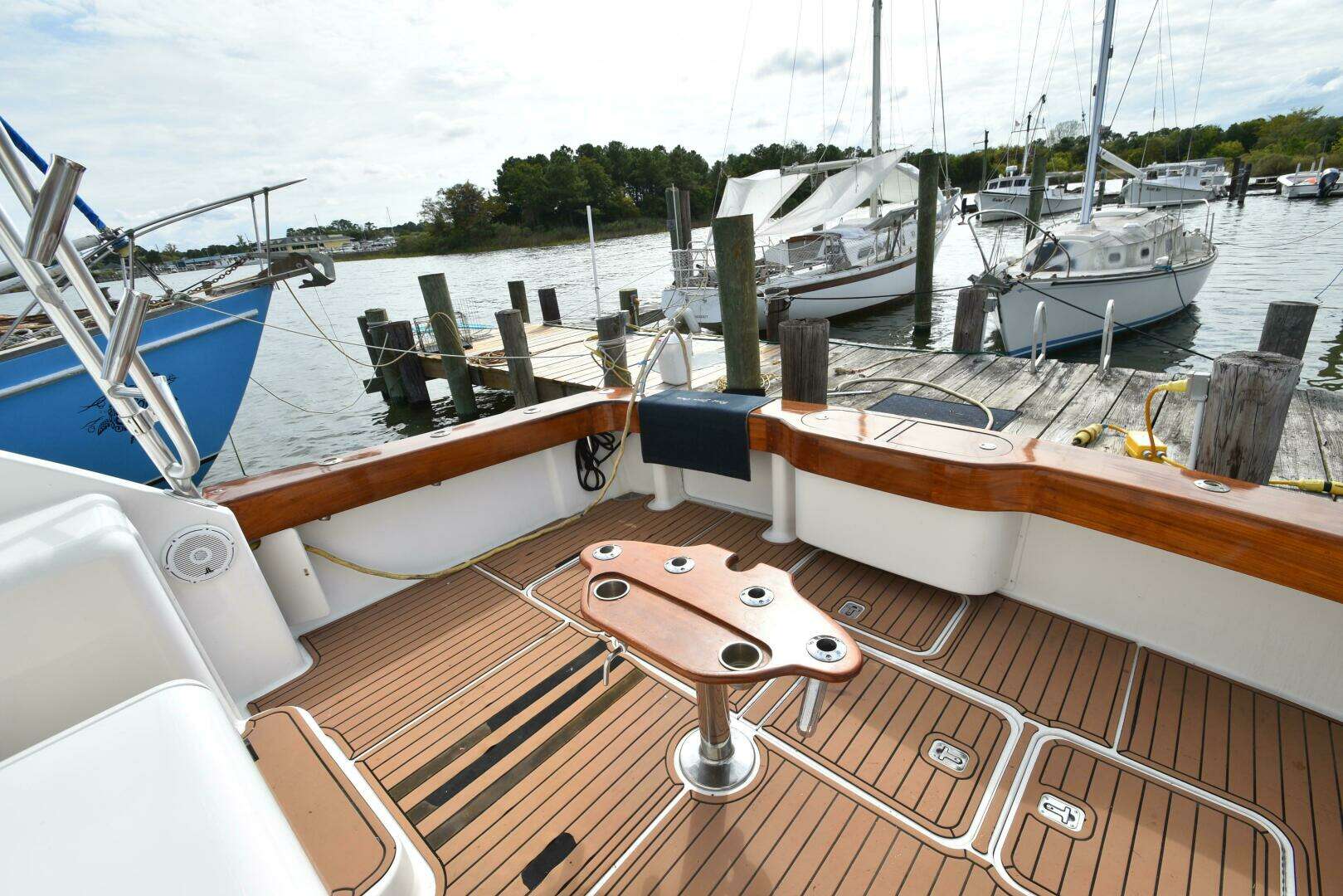 2003 Viking 45 Express - Image 54