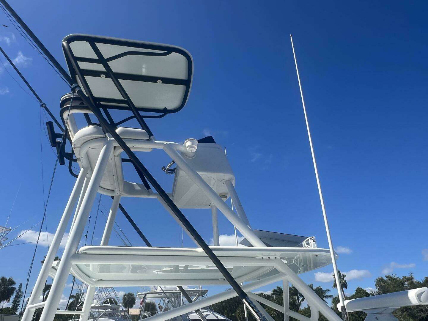 2017 Yellowfin 39' Center Console - Image 9