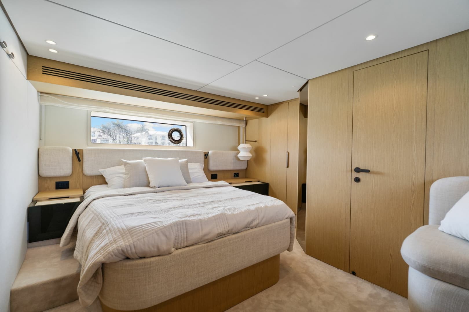 2026 Azimut FLY 62 - Image 29