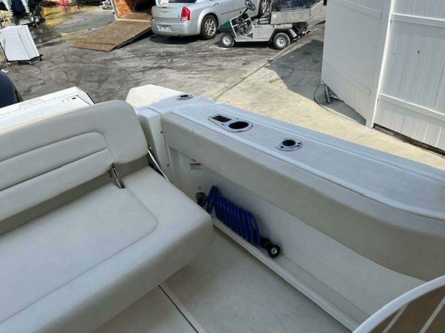 2018 Boston Whaler 270 Vantage - Image 33
