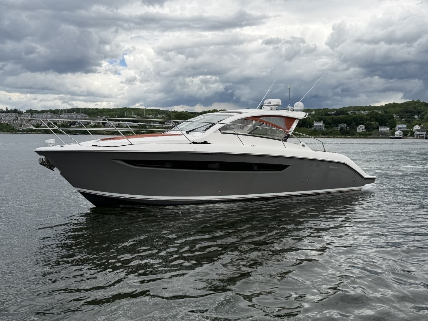2016 Pursuit SC 365i Sport Coupe - Image 16