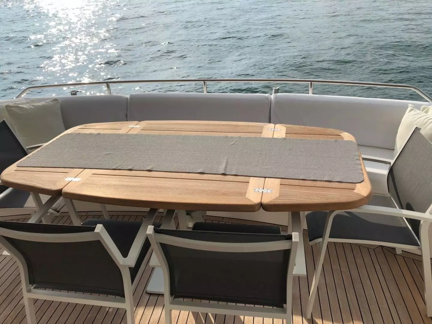 2009 Sunseeker Manhattan - Image 2
