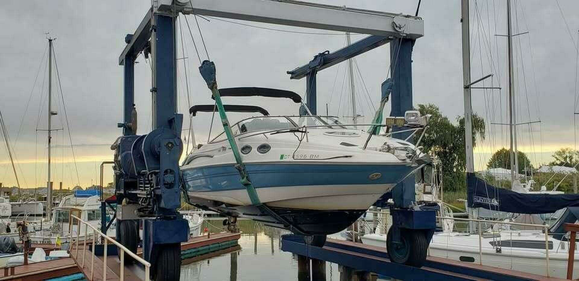 2002 Regal 262 LSC - Image 12