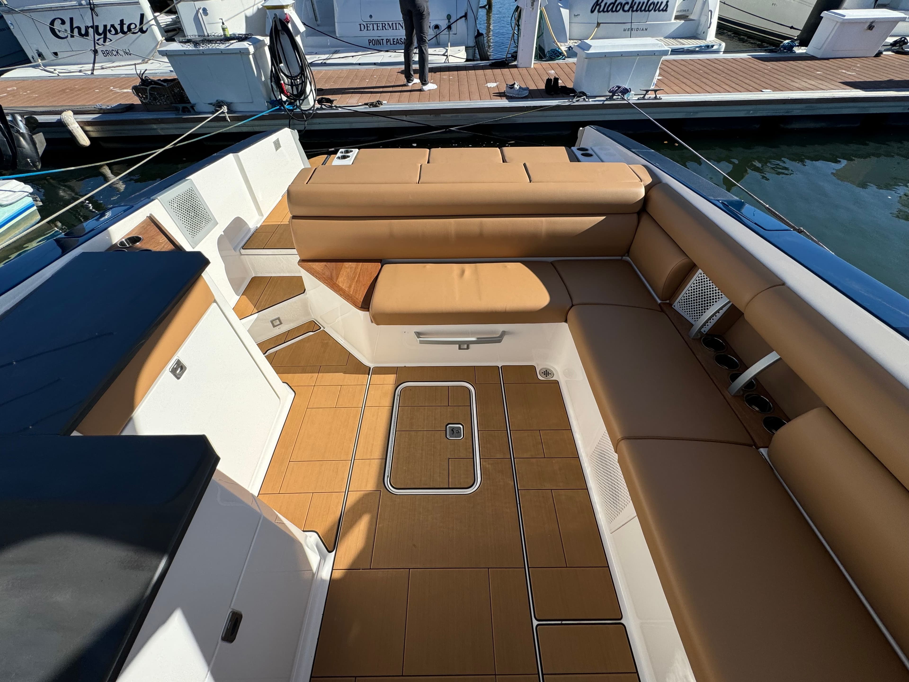 2023 Aviara AV32 - 27
